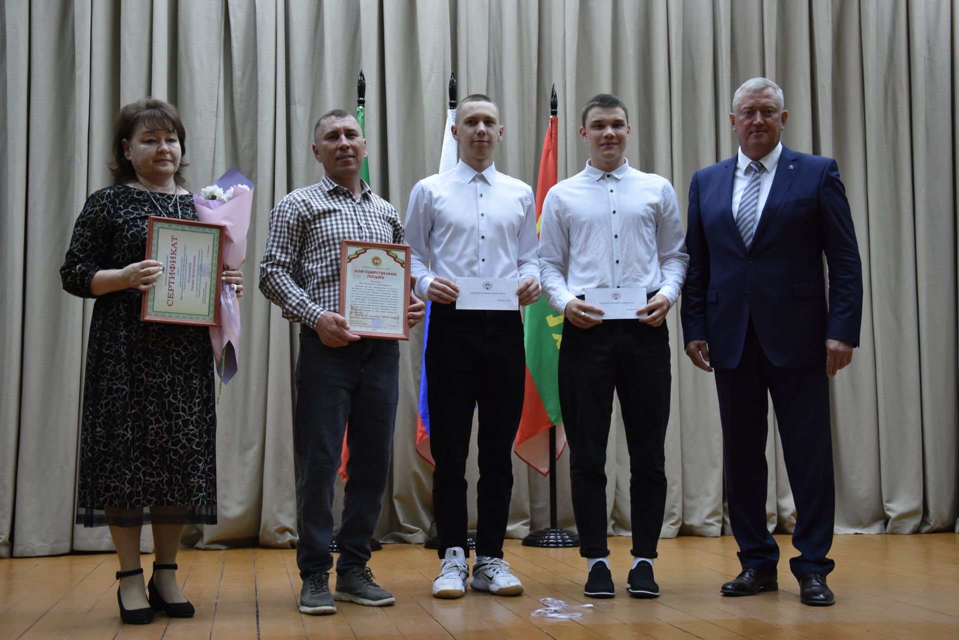 Талантлылар грантлар алды