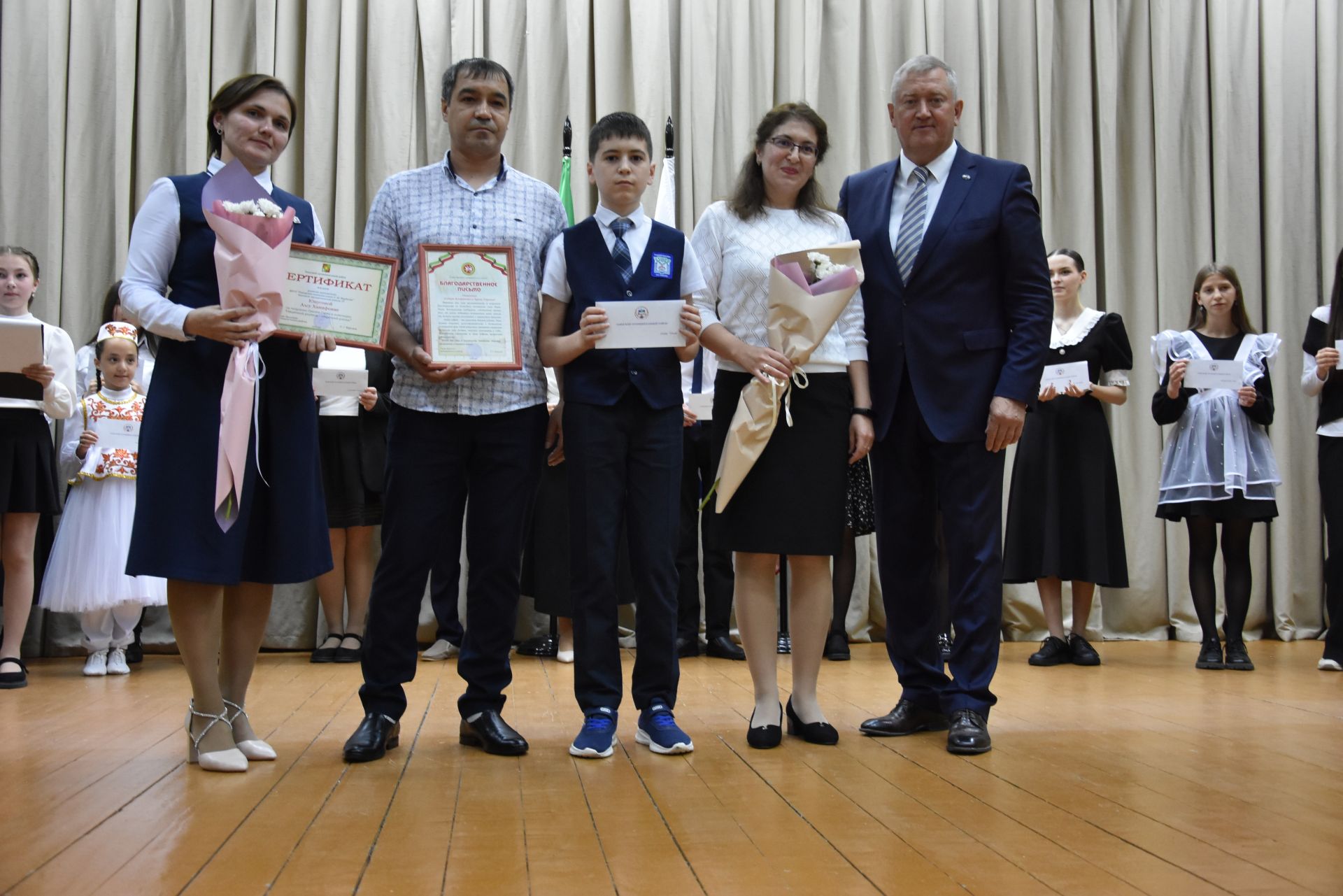 Талантлылар грантлар алды