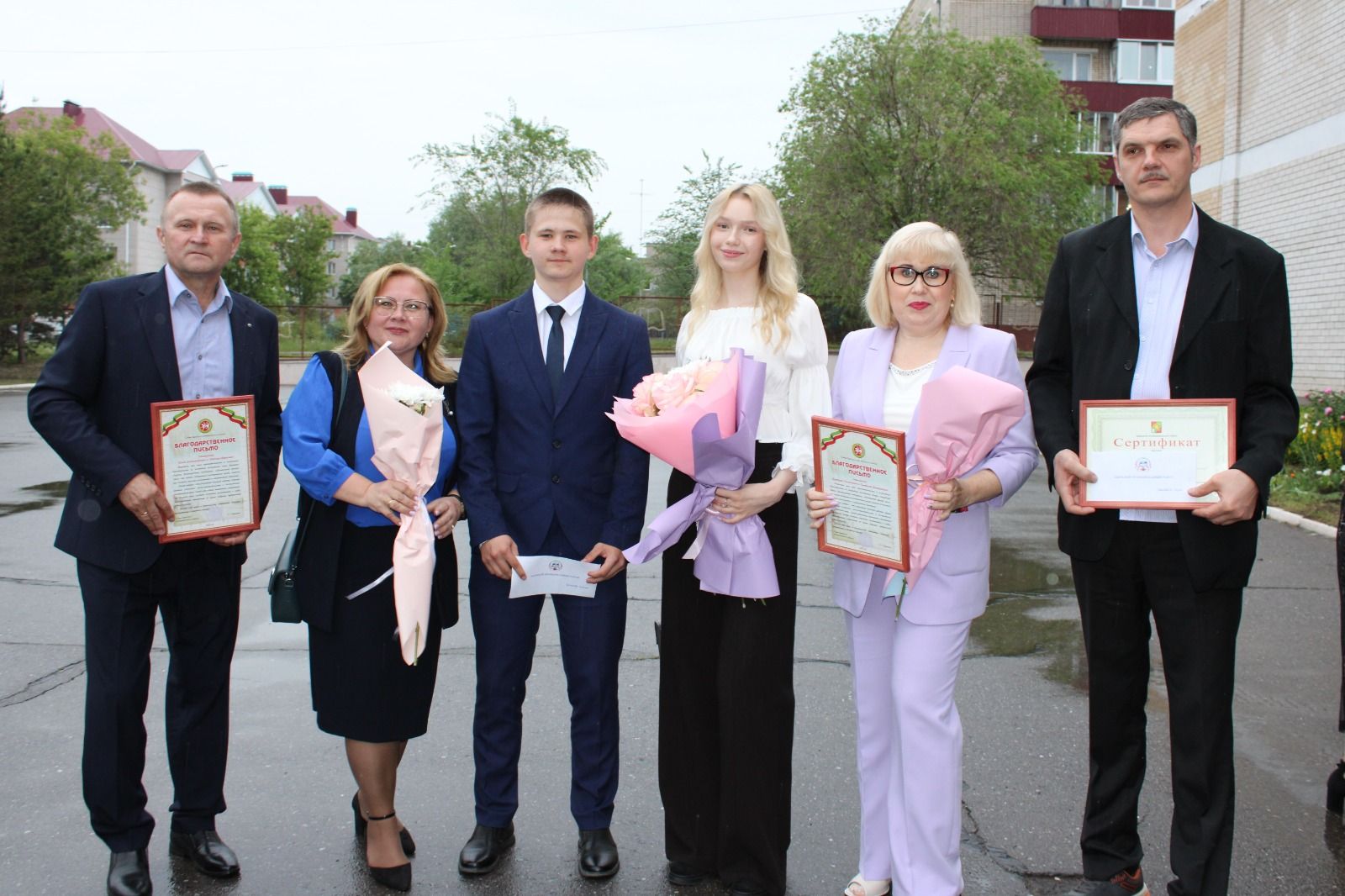 Талантлылар грантлар алды