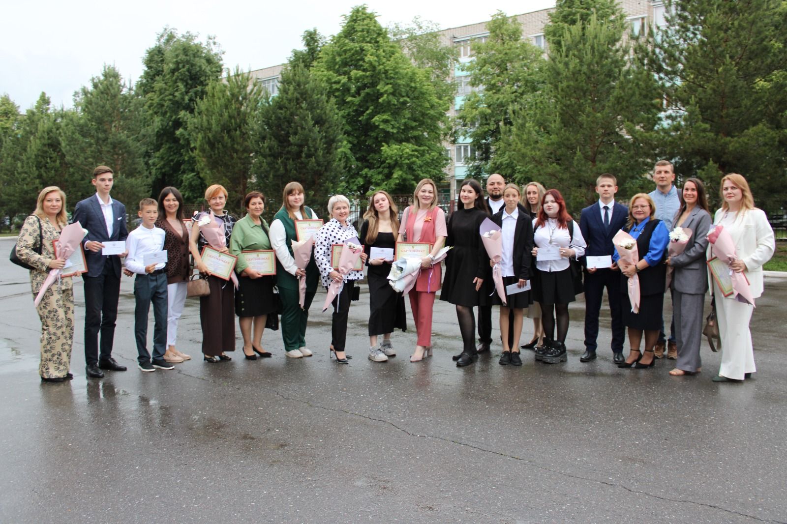 Талантлылар грантлар алды