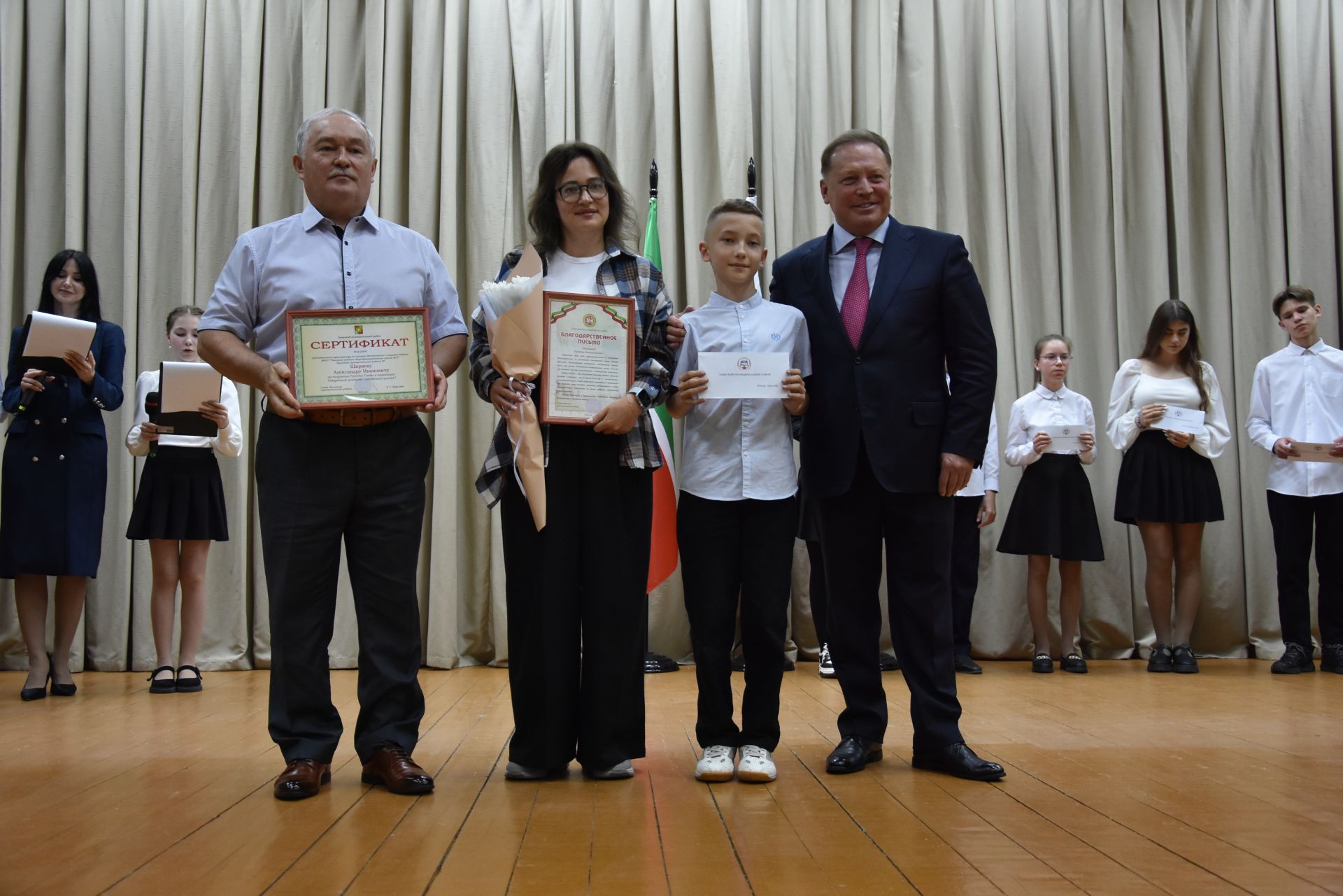 Талантлылар грантлар алды