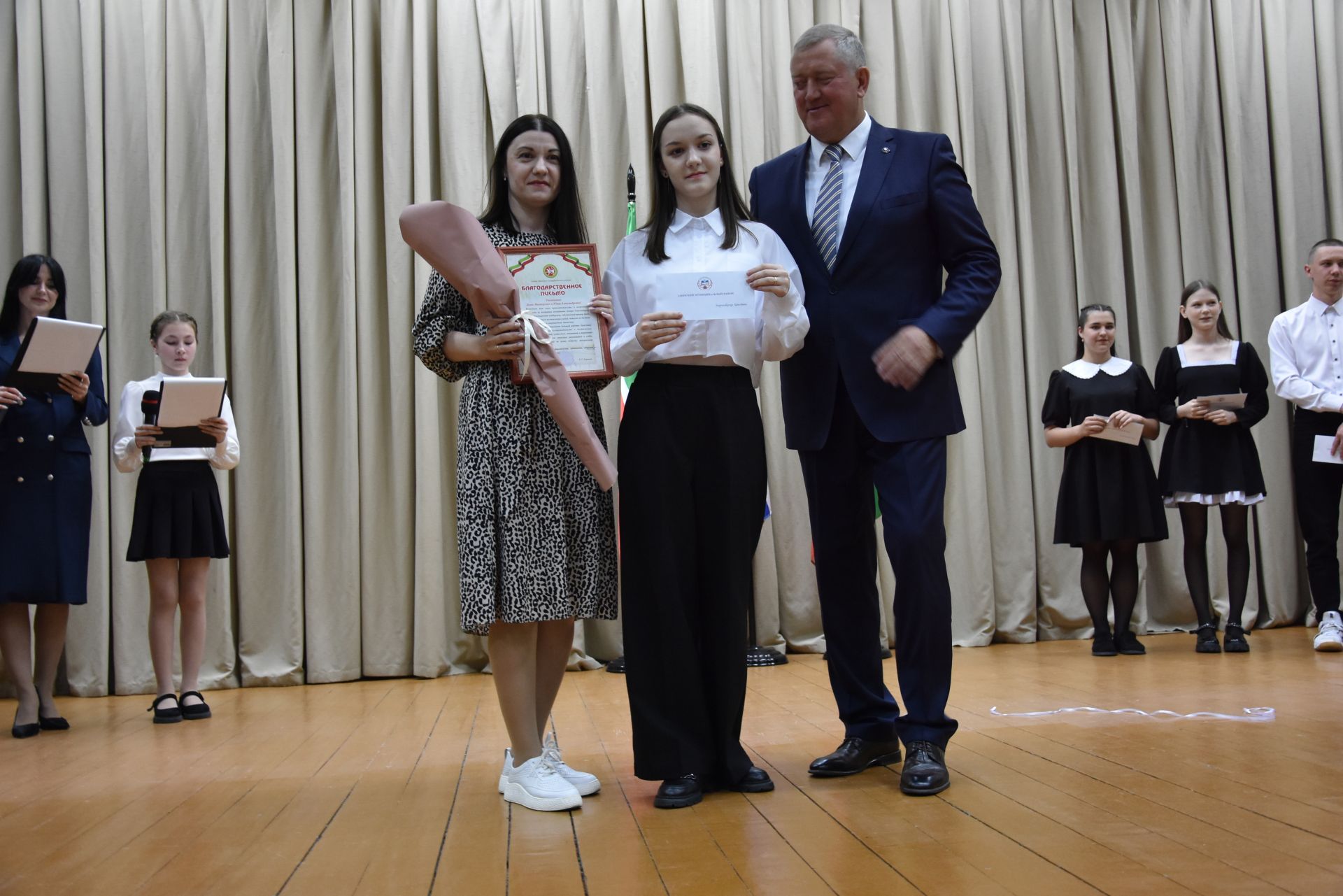Талантлылар грантлар алды