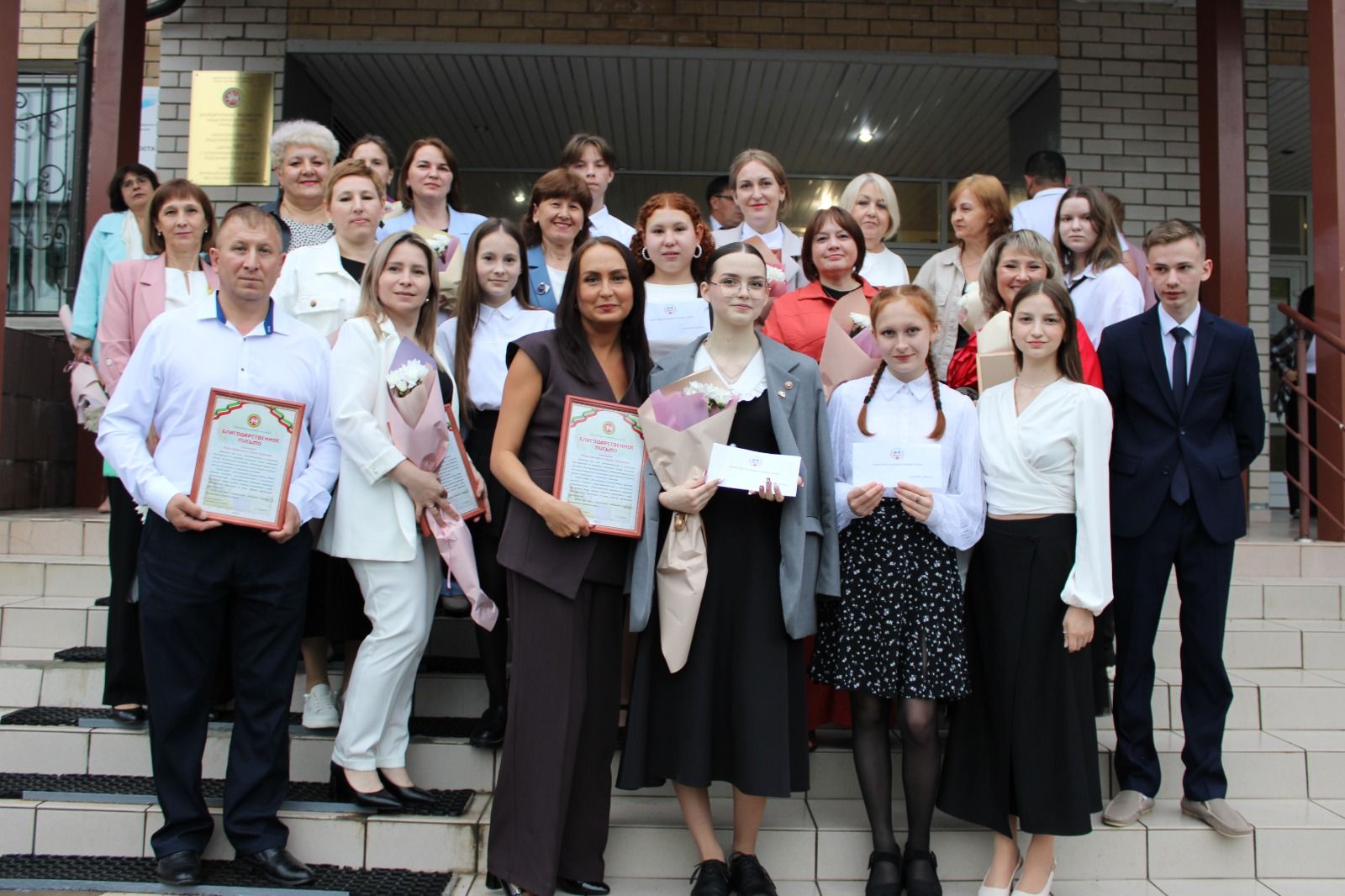 Талантлылар грантлар алды