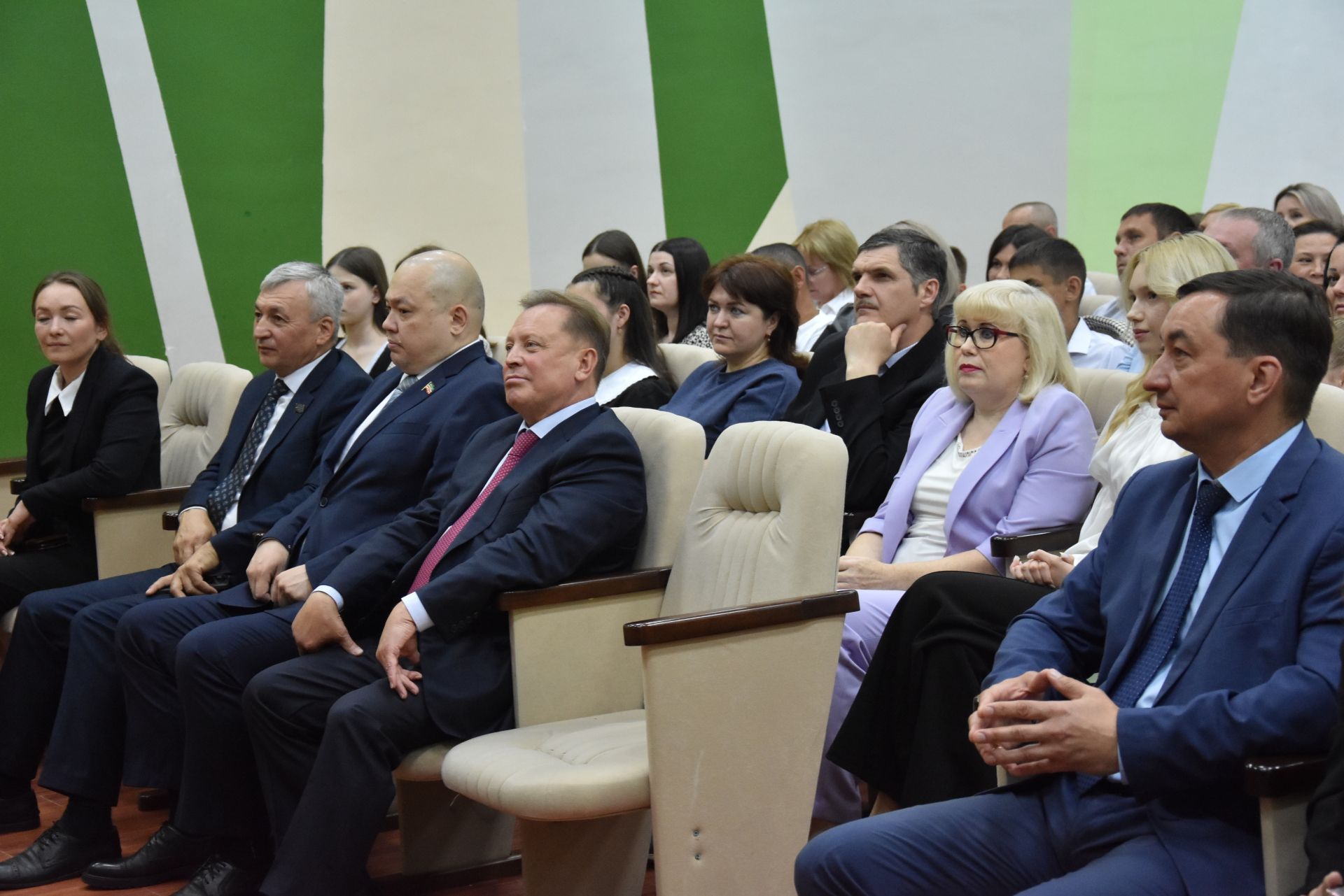 Талантлылар грантлар алды