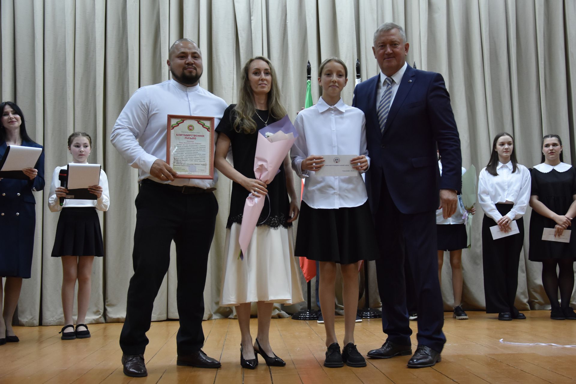 Талантлылар грантлар алды