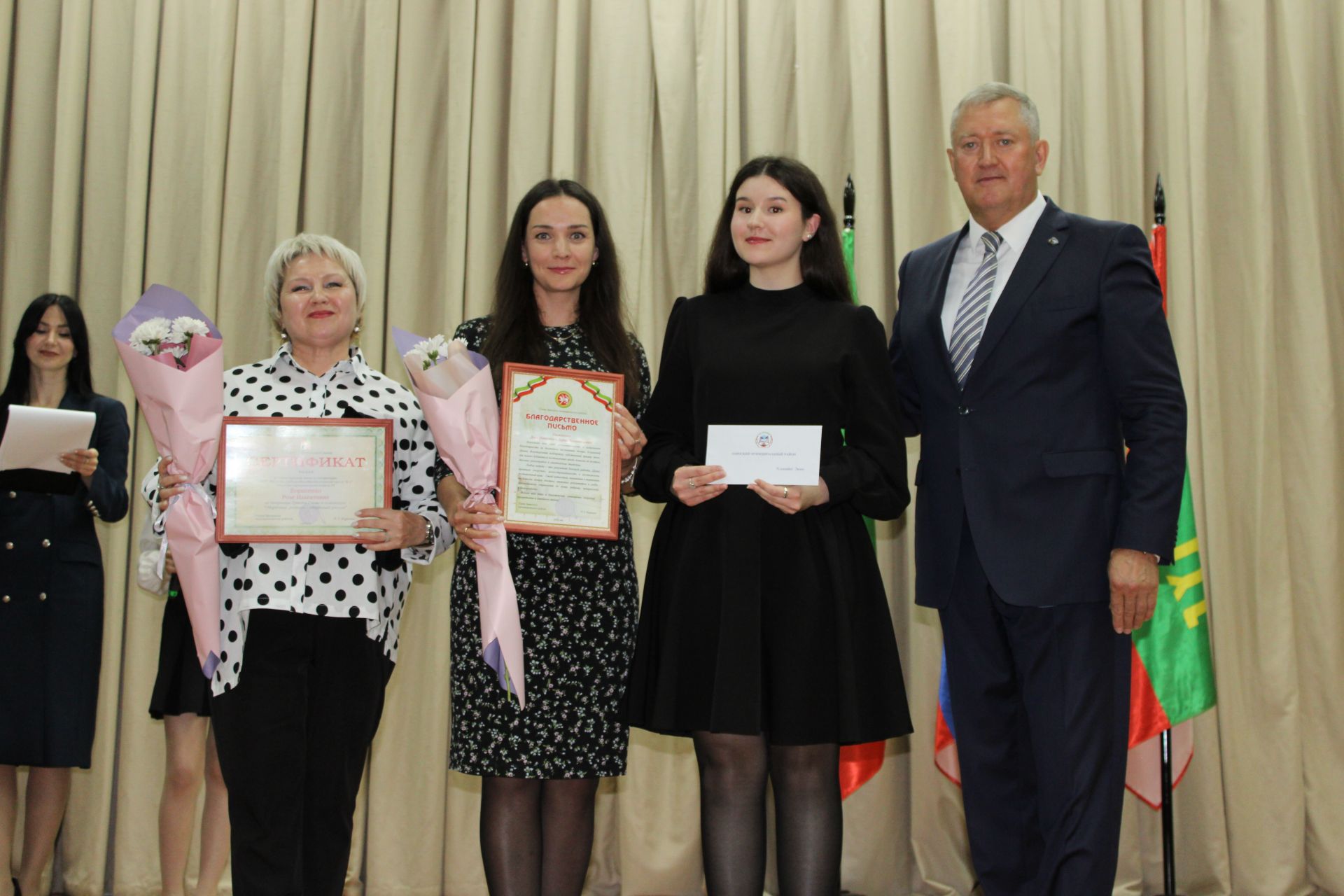 Талантлылар грантлар алды