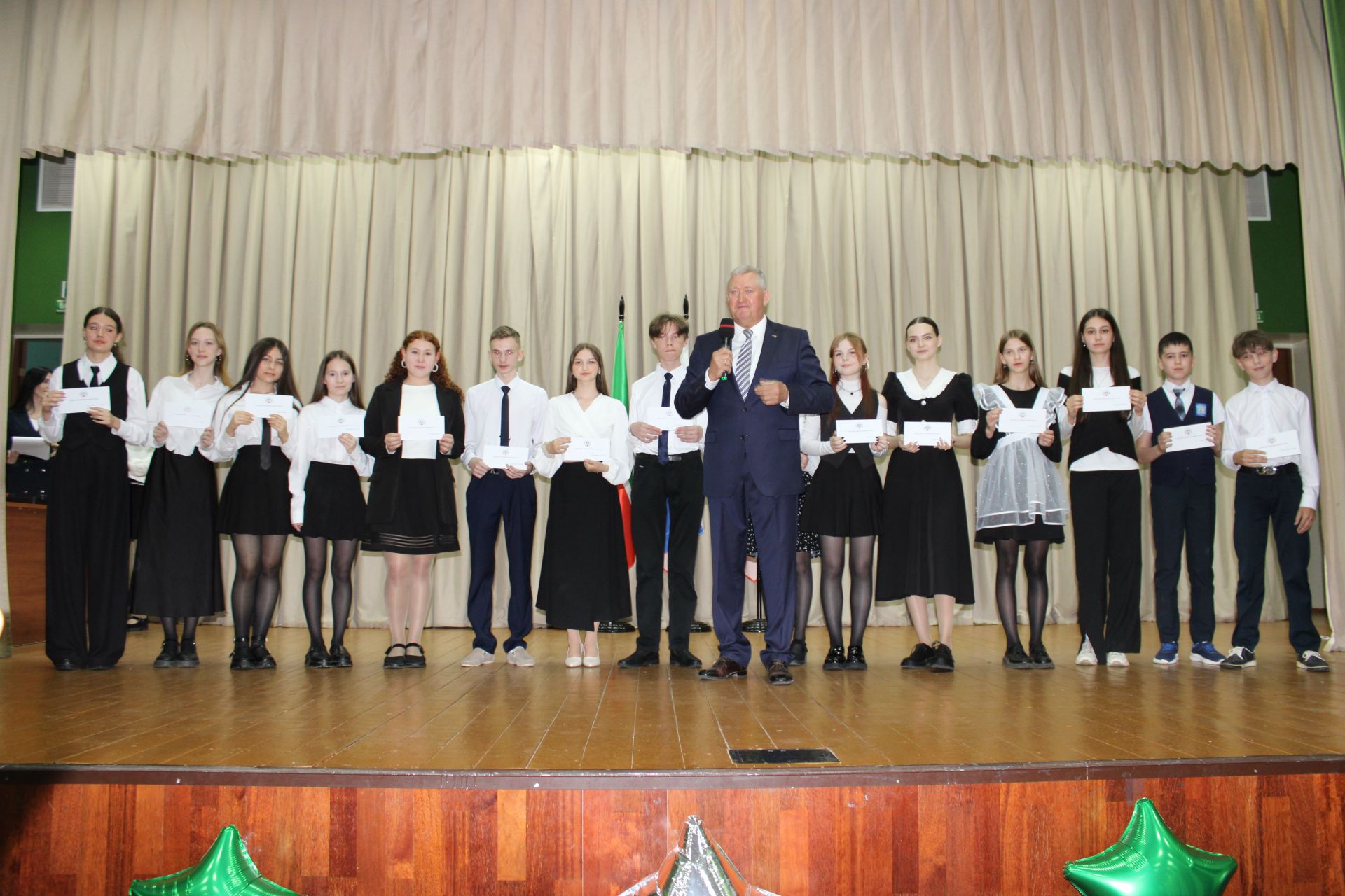 Талантлылар грантлар алды