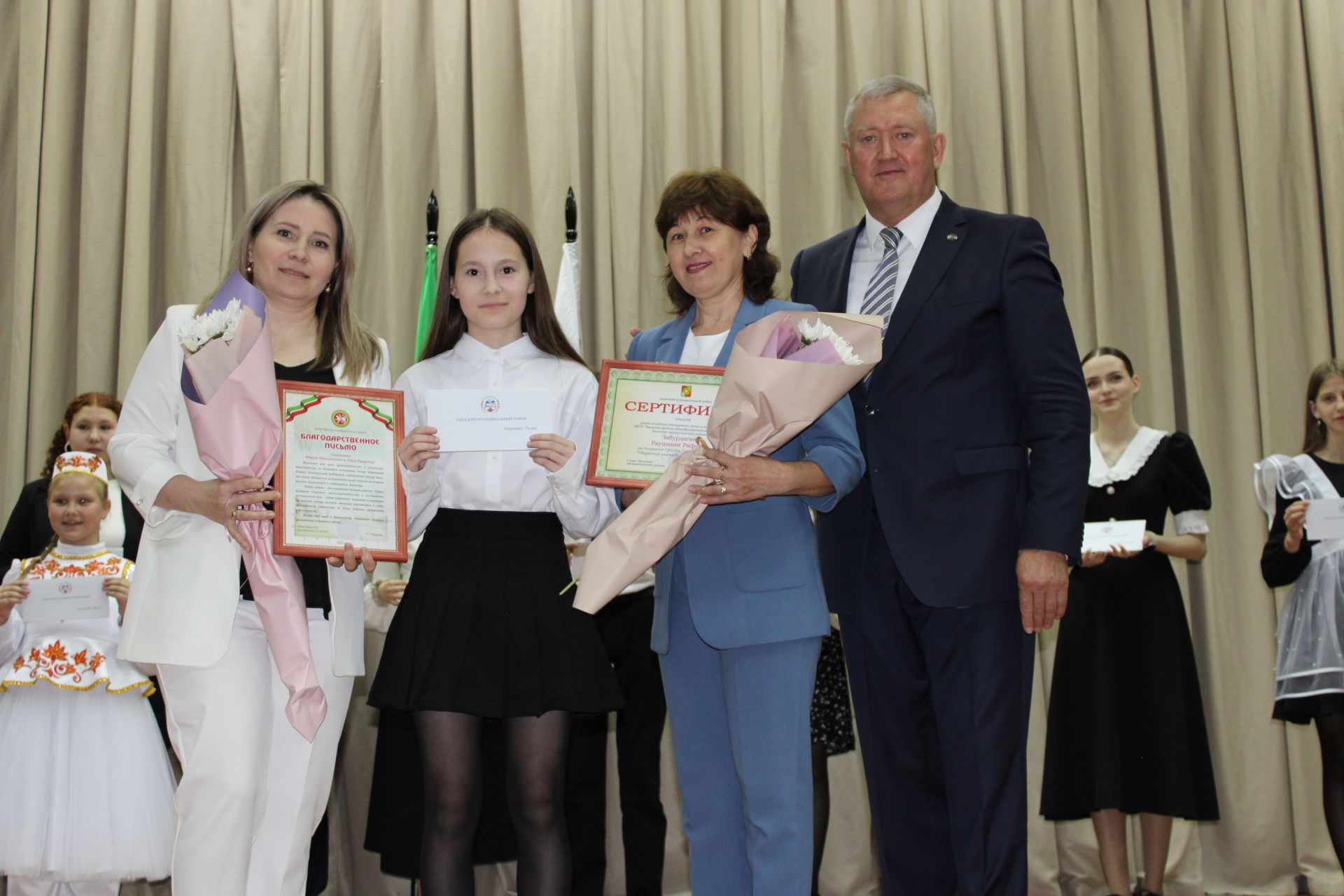 Талантлылар грантлар алды