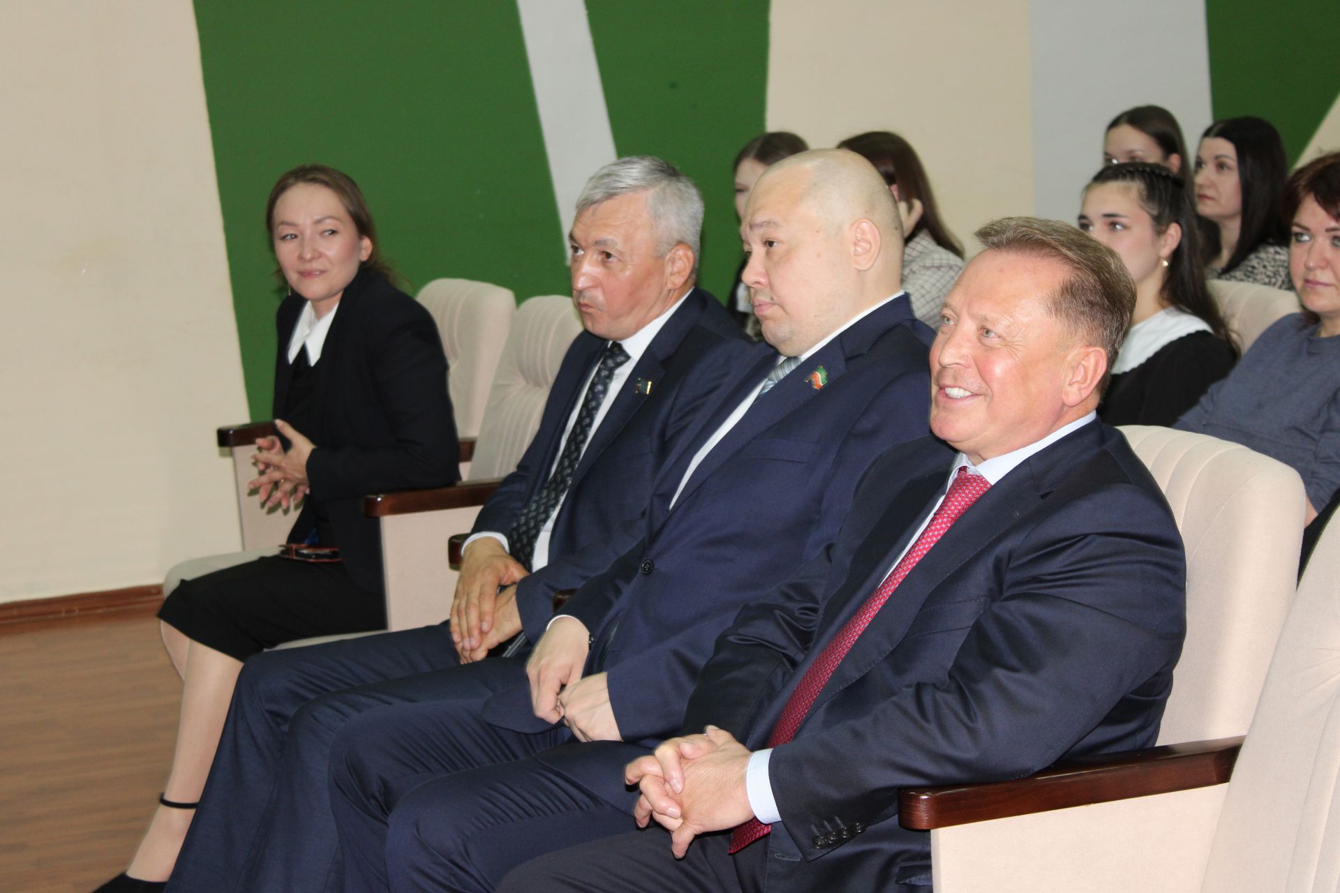 Талантлылар грантлар алды