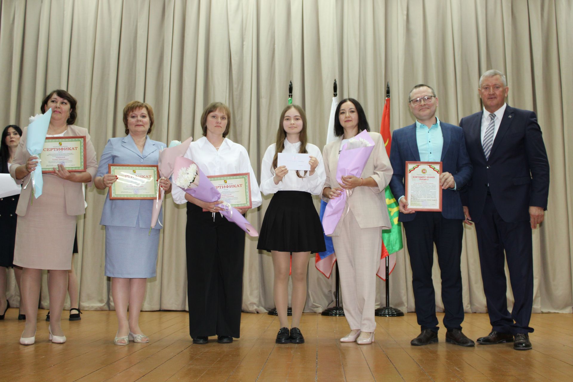 Талантлылар грантлар алды