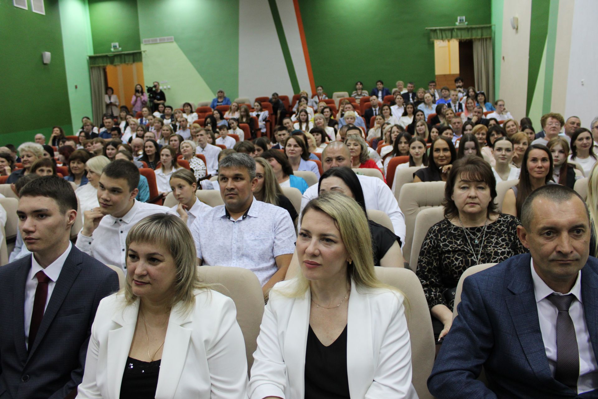 Талантлылар грантлар алды