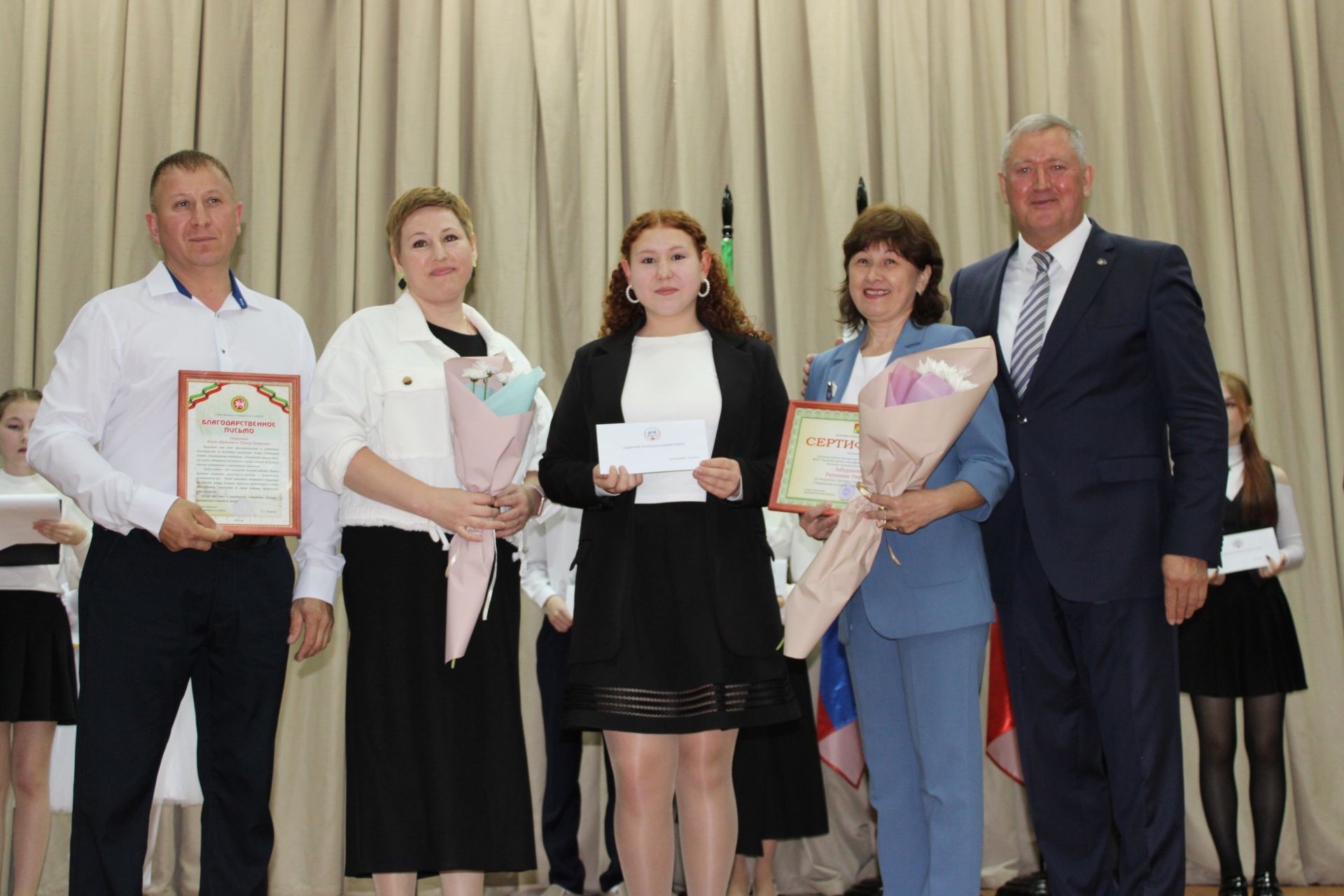 Талантлылар грантлар алды