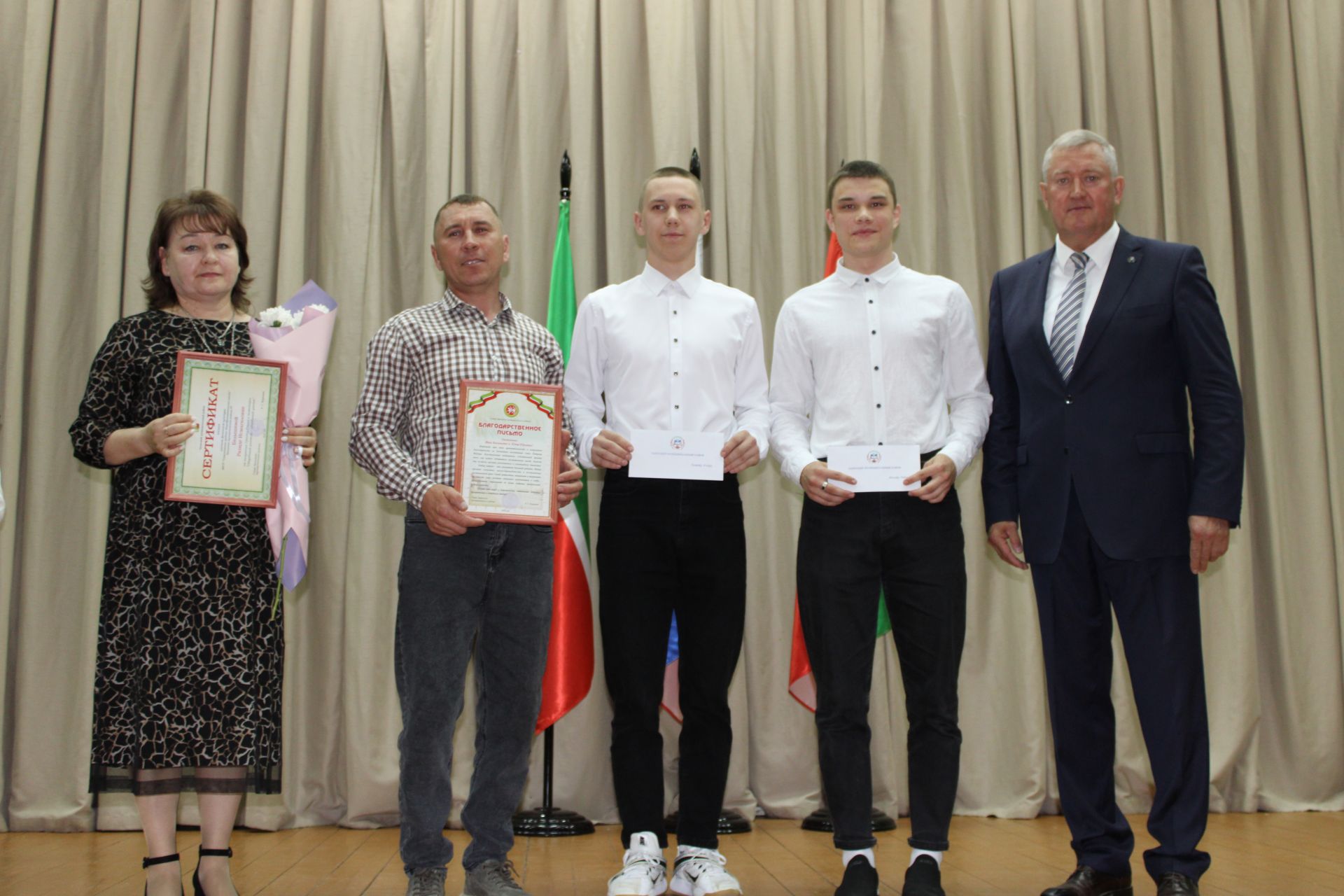 Талантлылар грантлар алды
