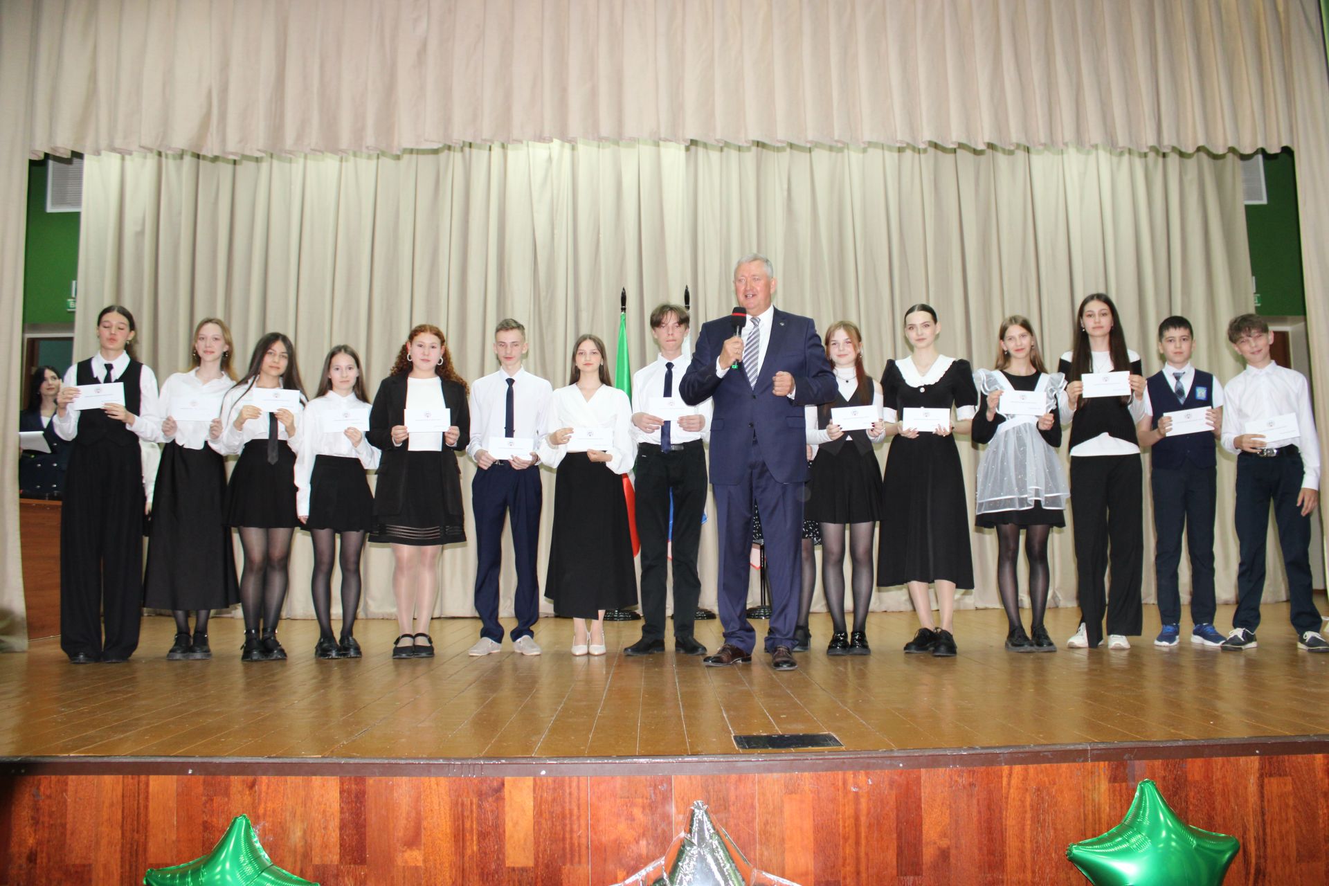 Талантлылар грантлар алды