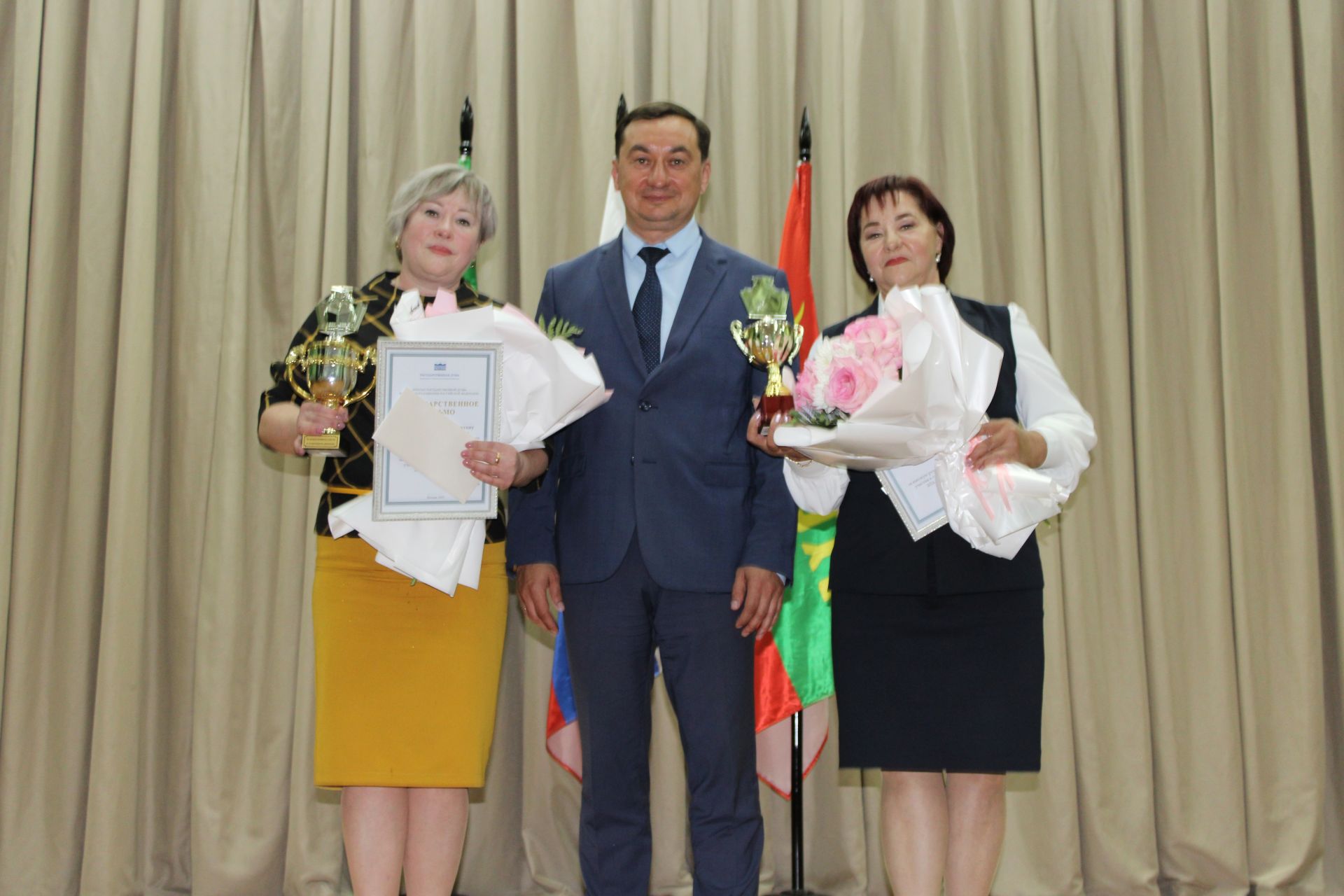 Талантлылар грантлар алды