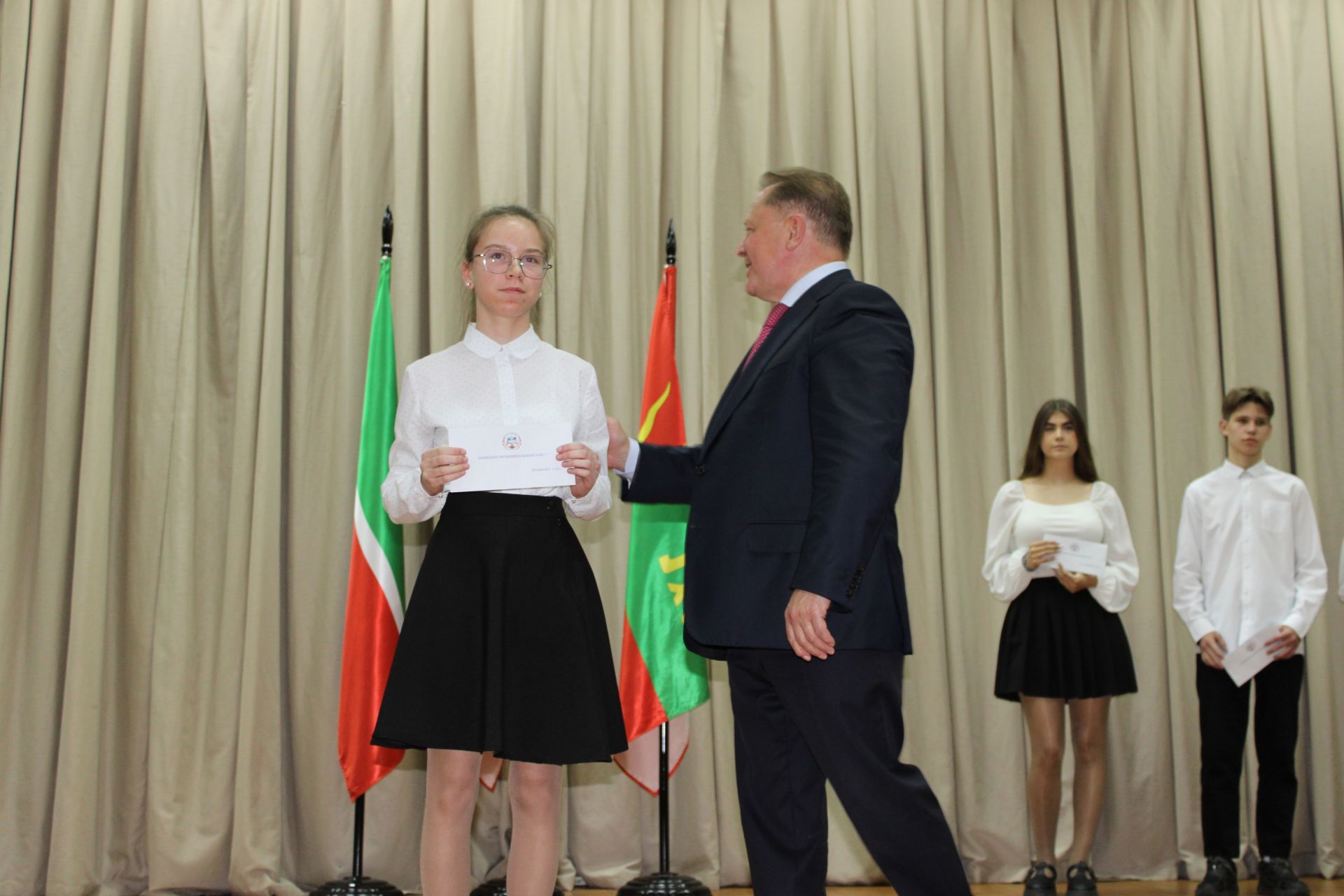 Талантлылар грантлар алды