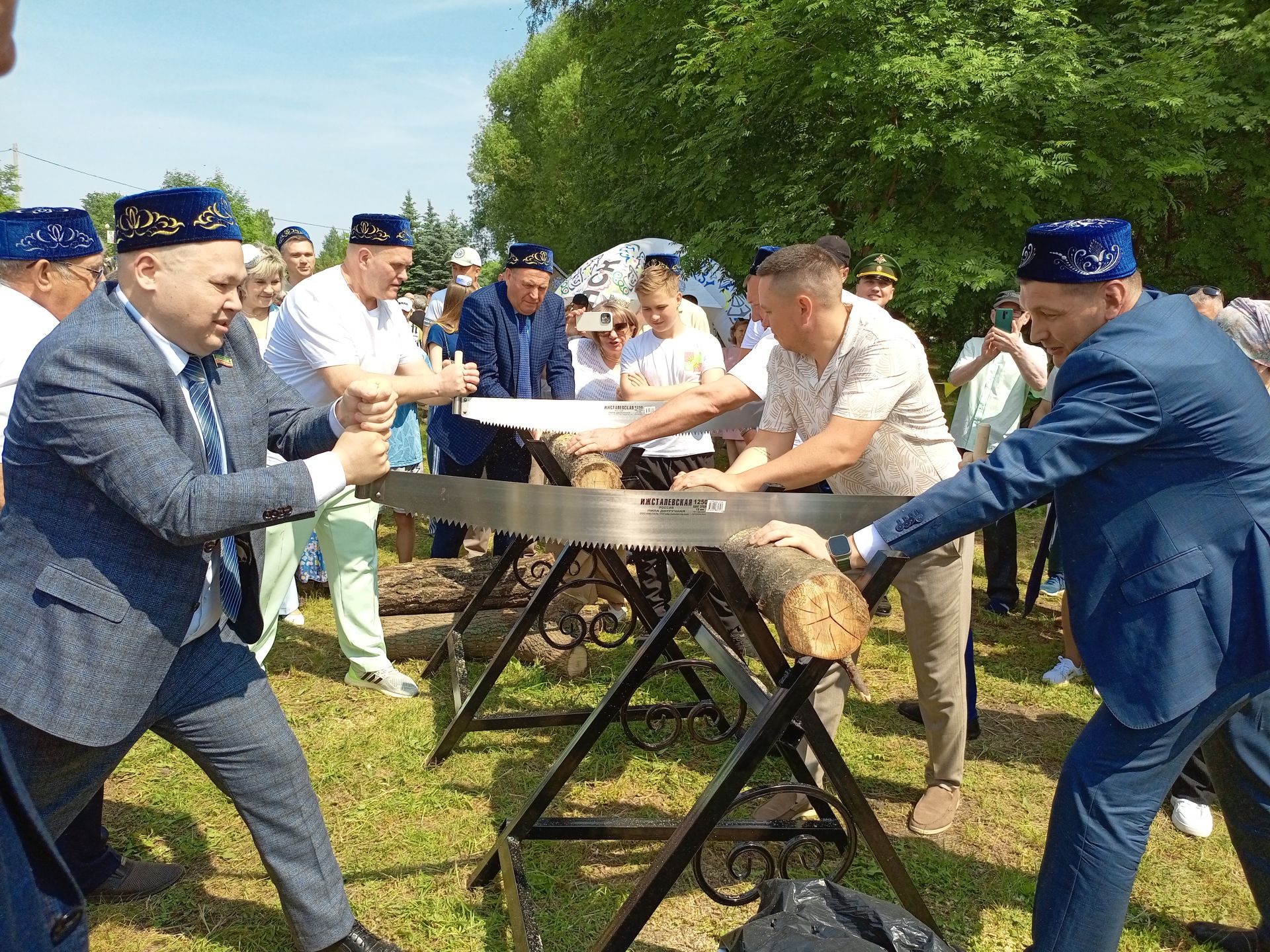 Төрле мәйданчыкларда – кунакчыллык