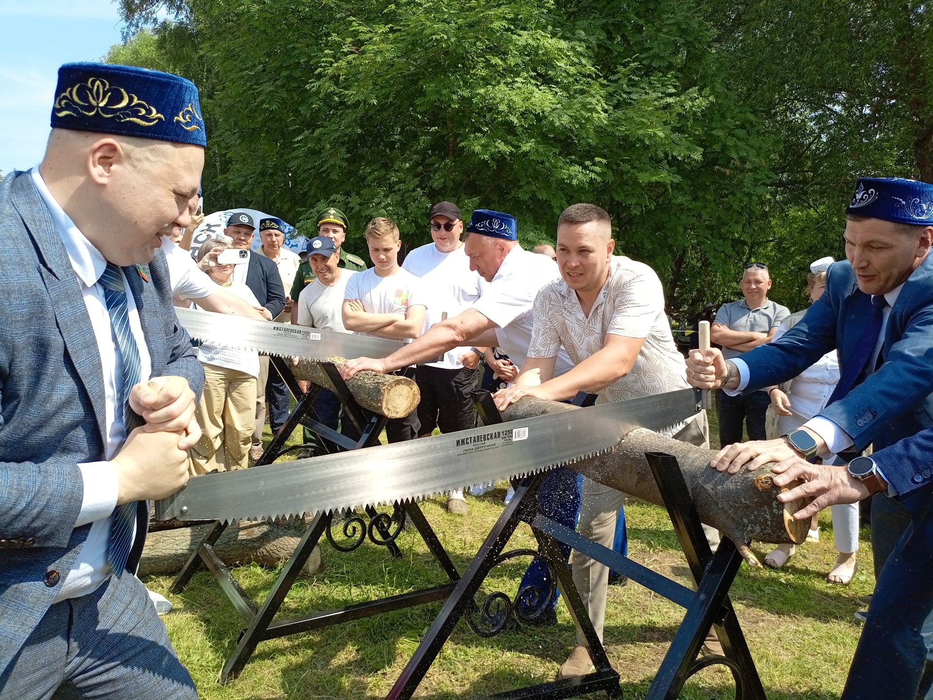 Төрле мәйданчыкларда – кунакчыллык