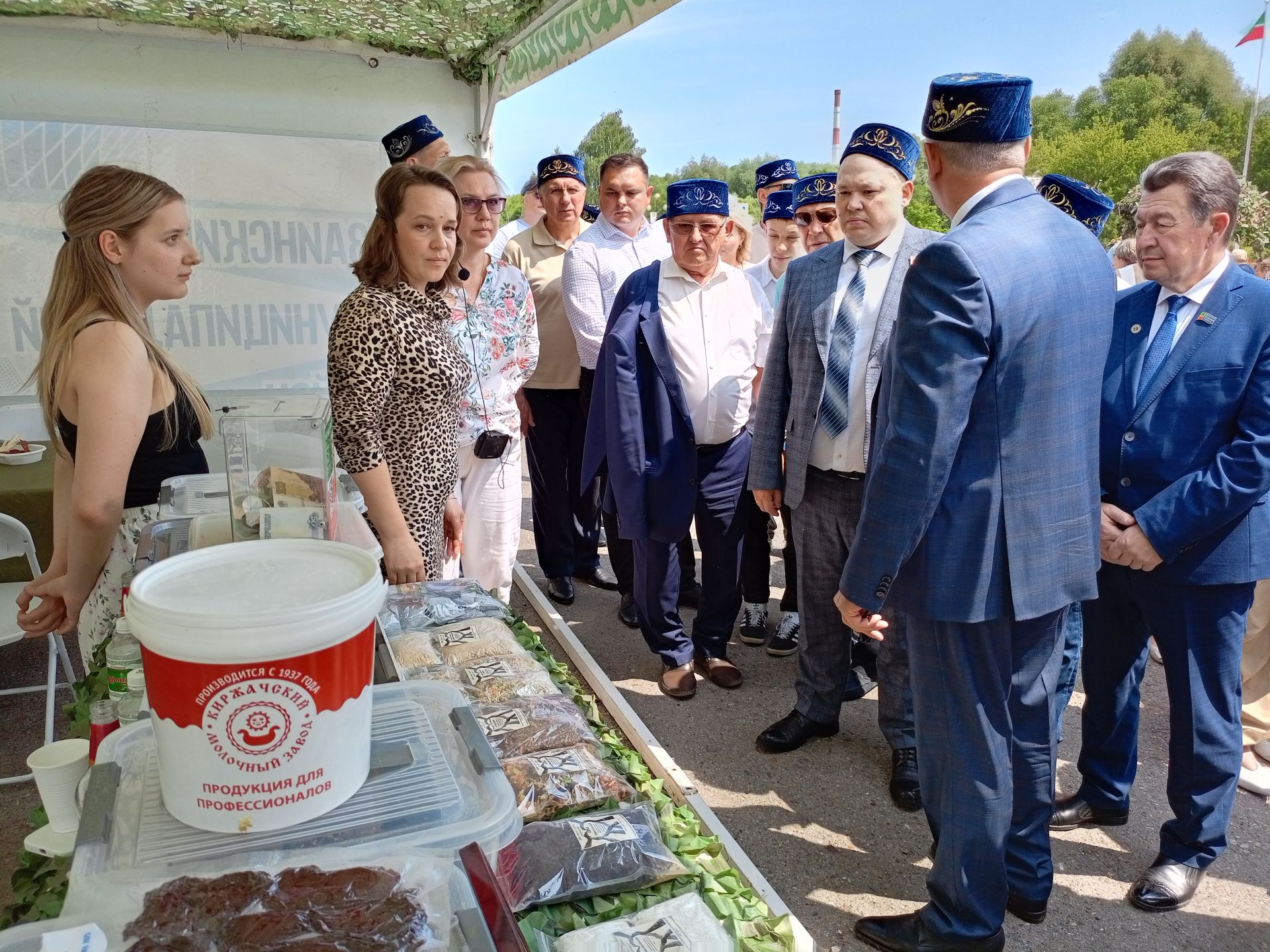 Төрле мәйданчыкларда – кунакчыллык