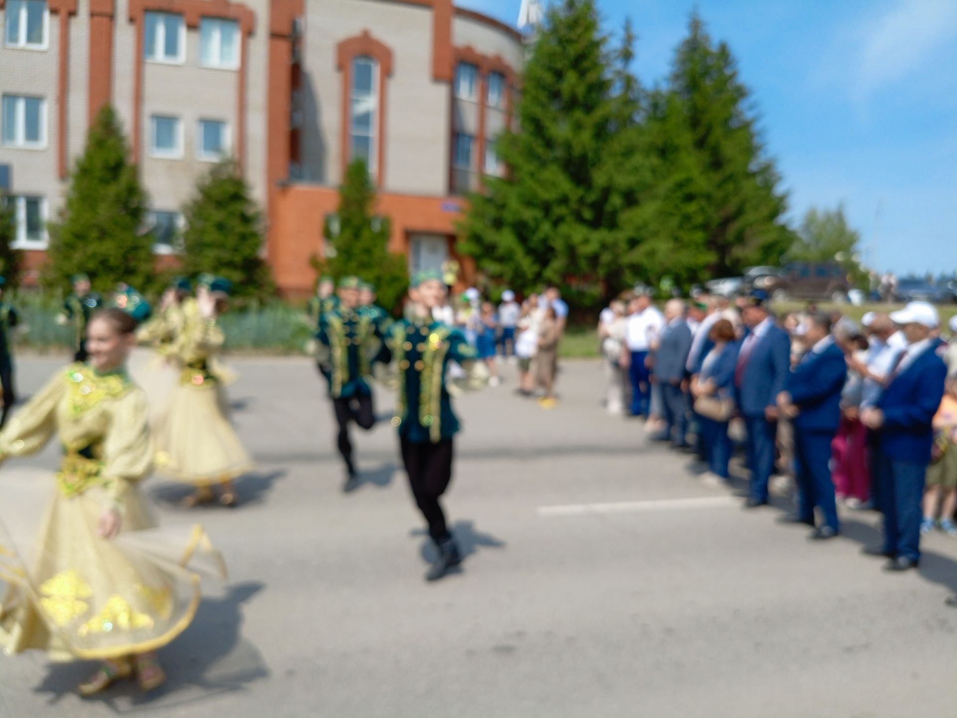 Төрле мәйданчыкларда – кунакчыллык