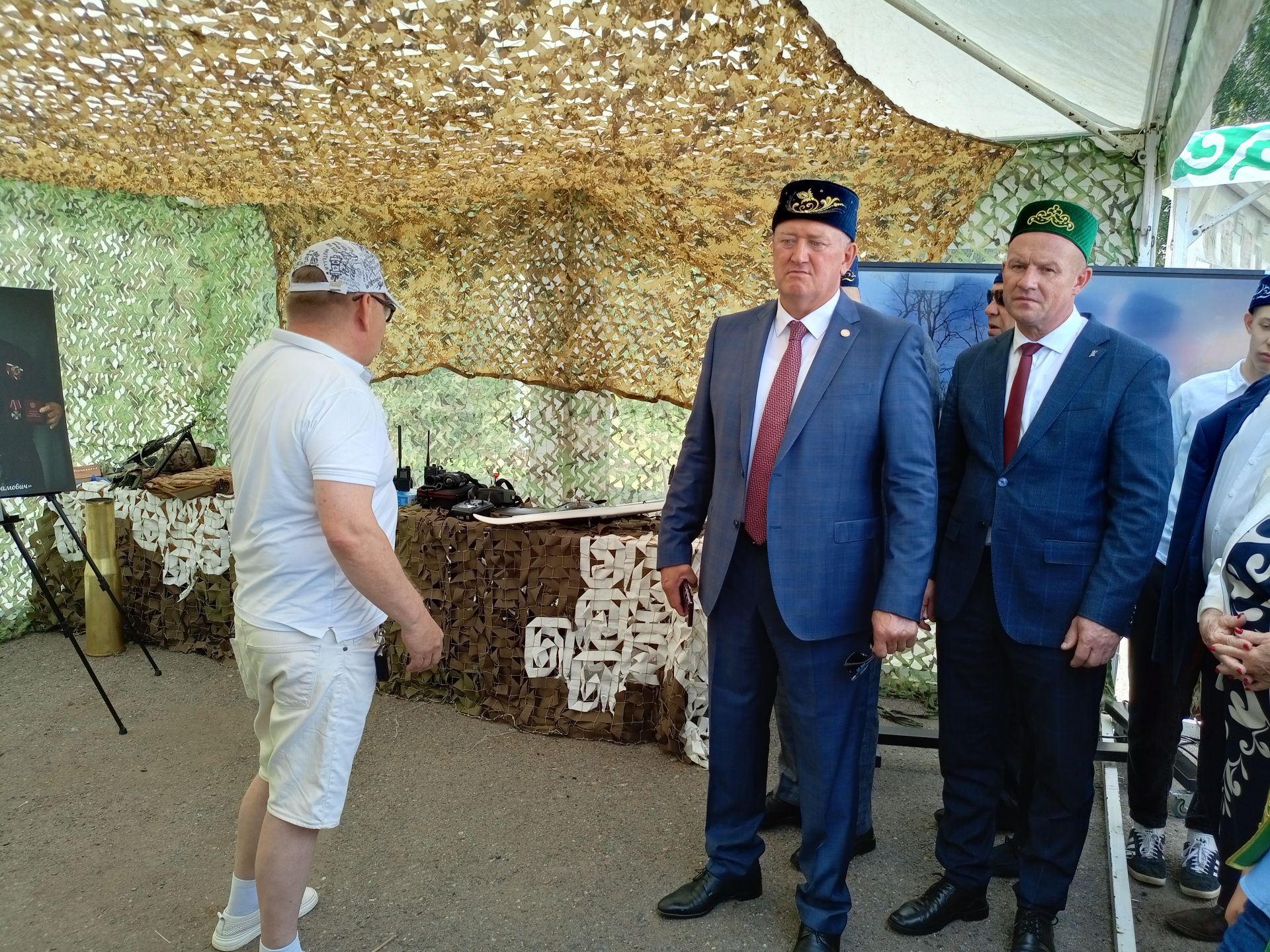 Төрле мәйданчыкларда – кунакчыллык