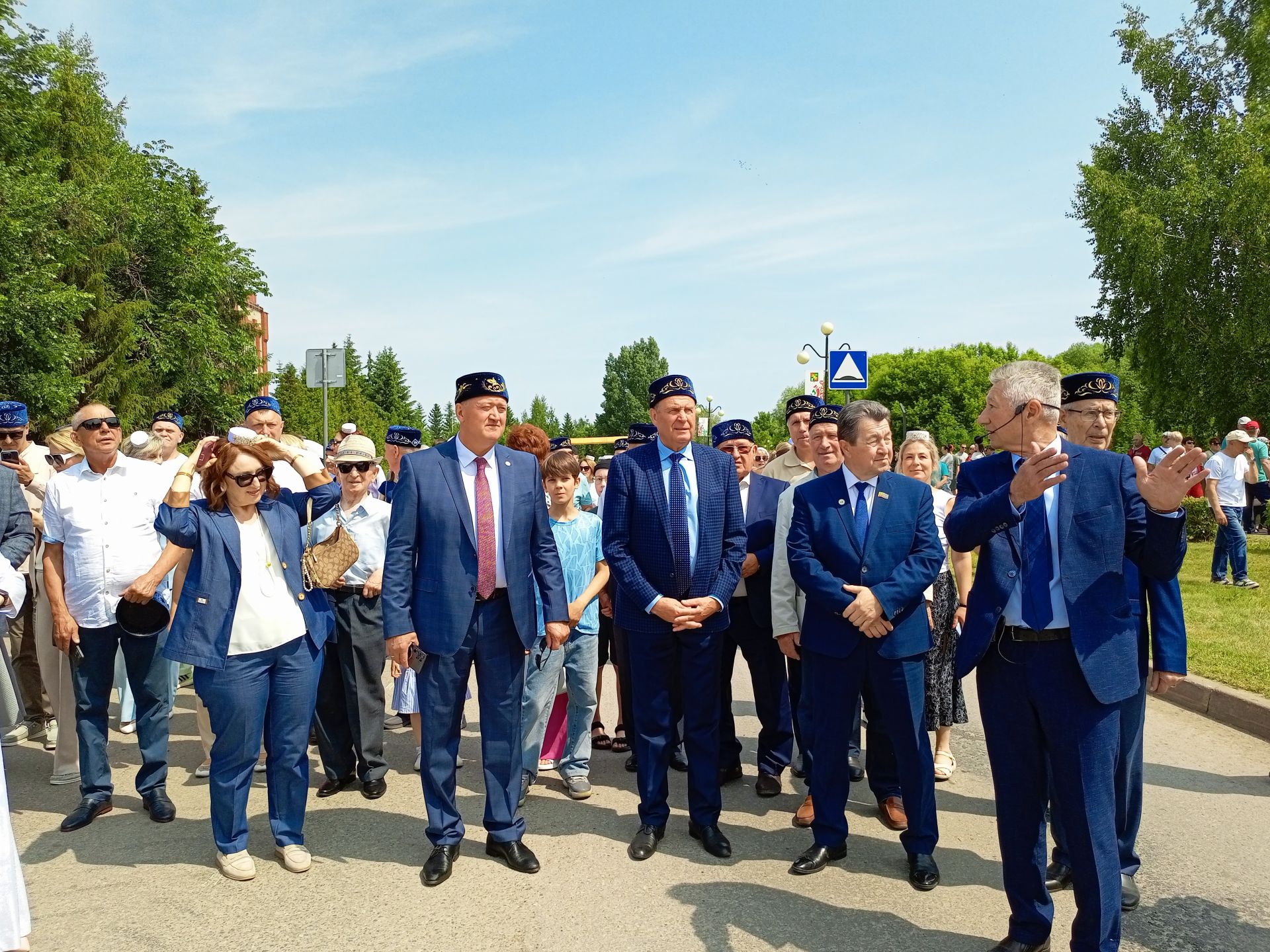 Төрле мәйданчыкларда – кунакчыллык