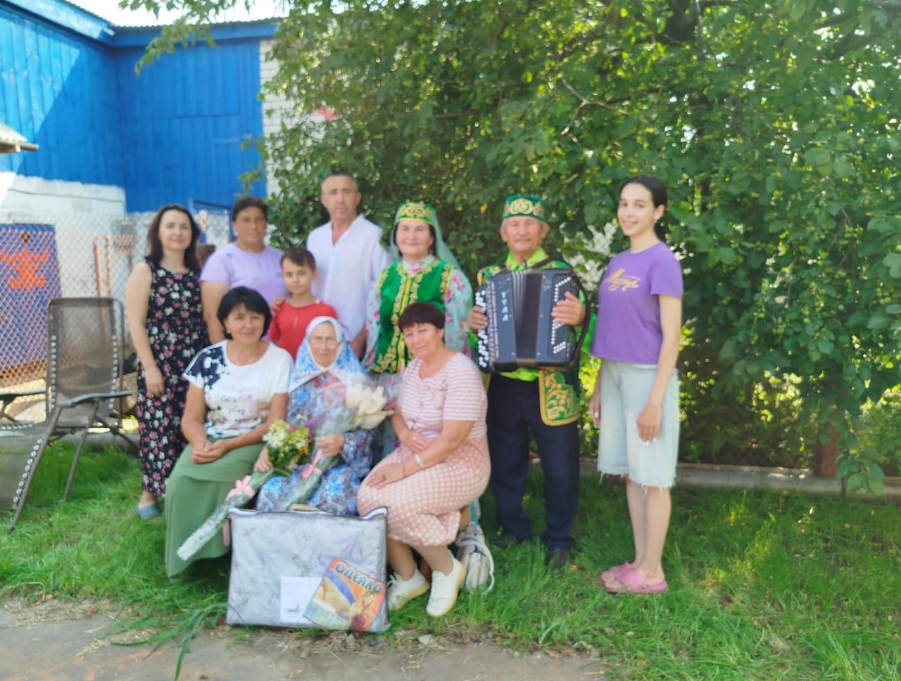 Шыкмайның тыл ветеранын 95 яшьлек юбилее белән котладылар