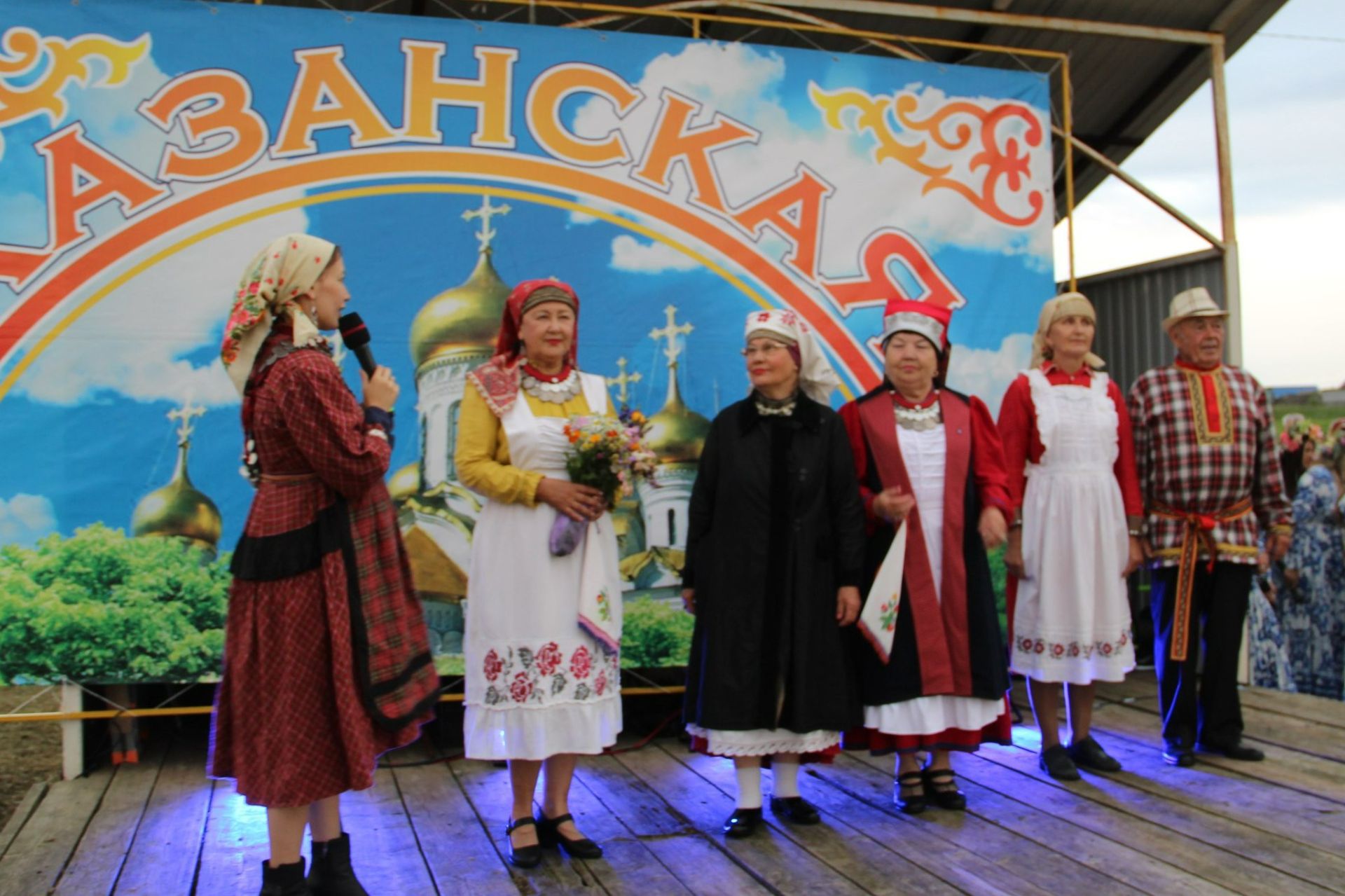 От бабушкиного сундука до сцены: кто победил в конкурсе старинных кряшенских костюмов в Светлом Озере?