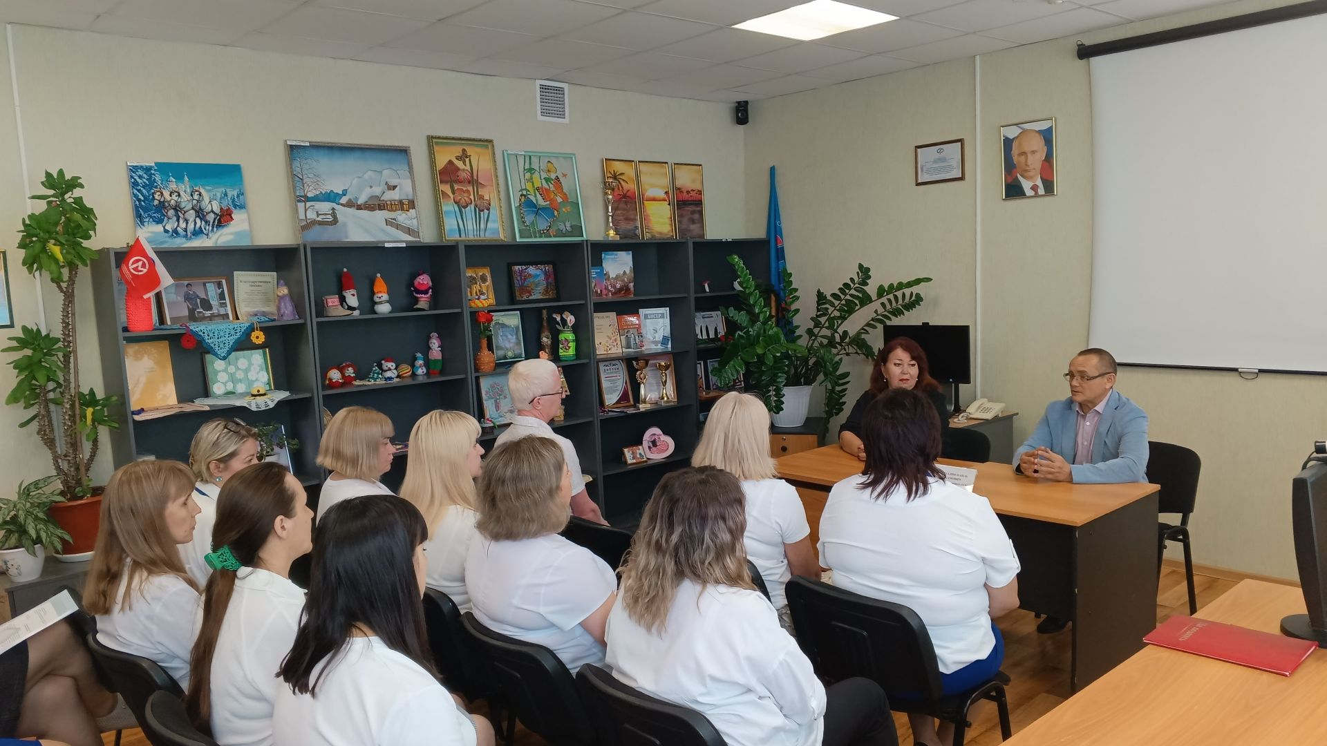 Социаль фондның Зәйдәге клиентлар хезмәте – республикада иң яхшы