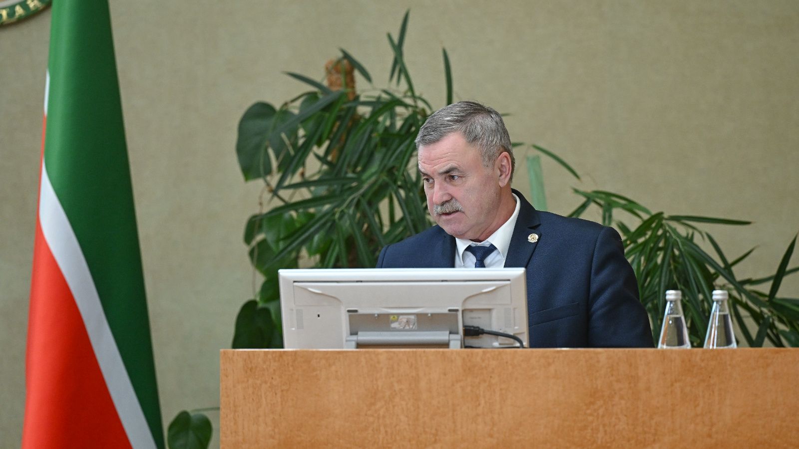 Фарит Ханифов обсудил меры по повышению безопасности дорог в Татарстане