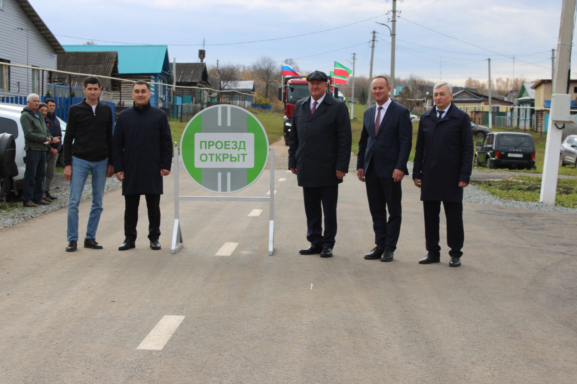 Зәй районында Канаш авылы юлы төзекләндерелгәннән соң тантаналы төстә ачылды