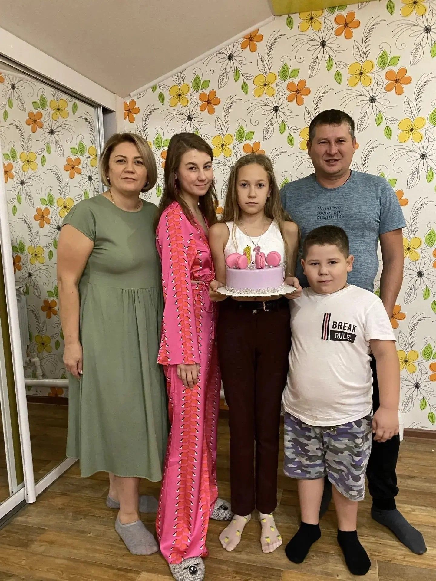 Многодетный отец из Заинска Виктор Борисов воспитывает детей личным примером
