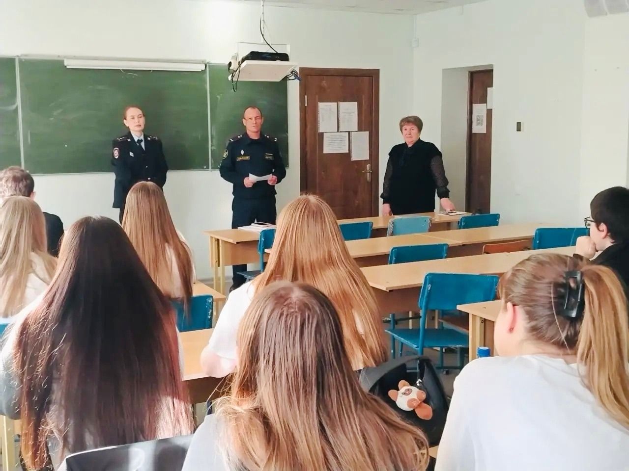 Зәй студентлары экспертлар белән очрашты