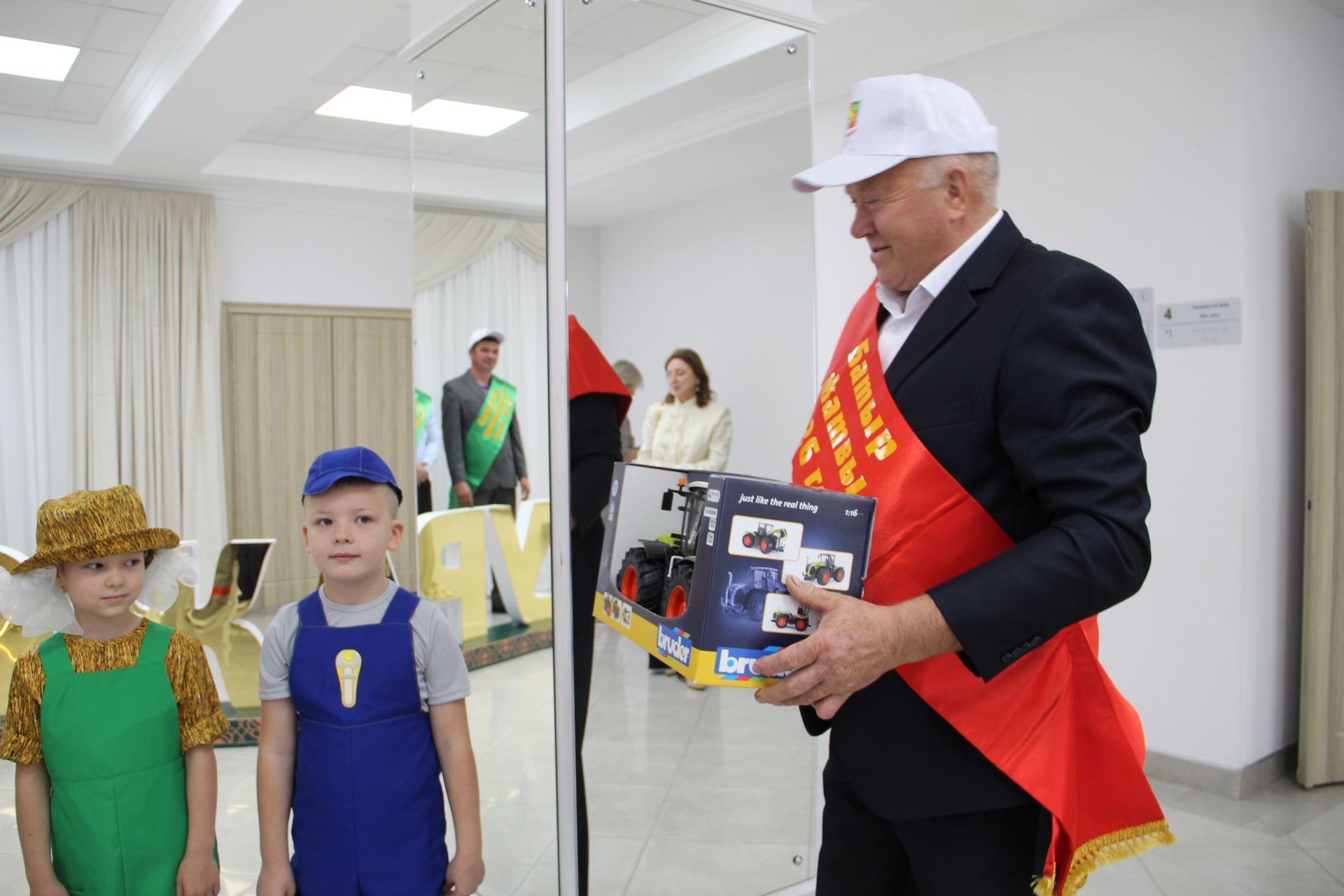 Заинские аграрии собрали 114 тысяч тонн хлеба и отметили праздник урожая