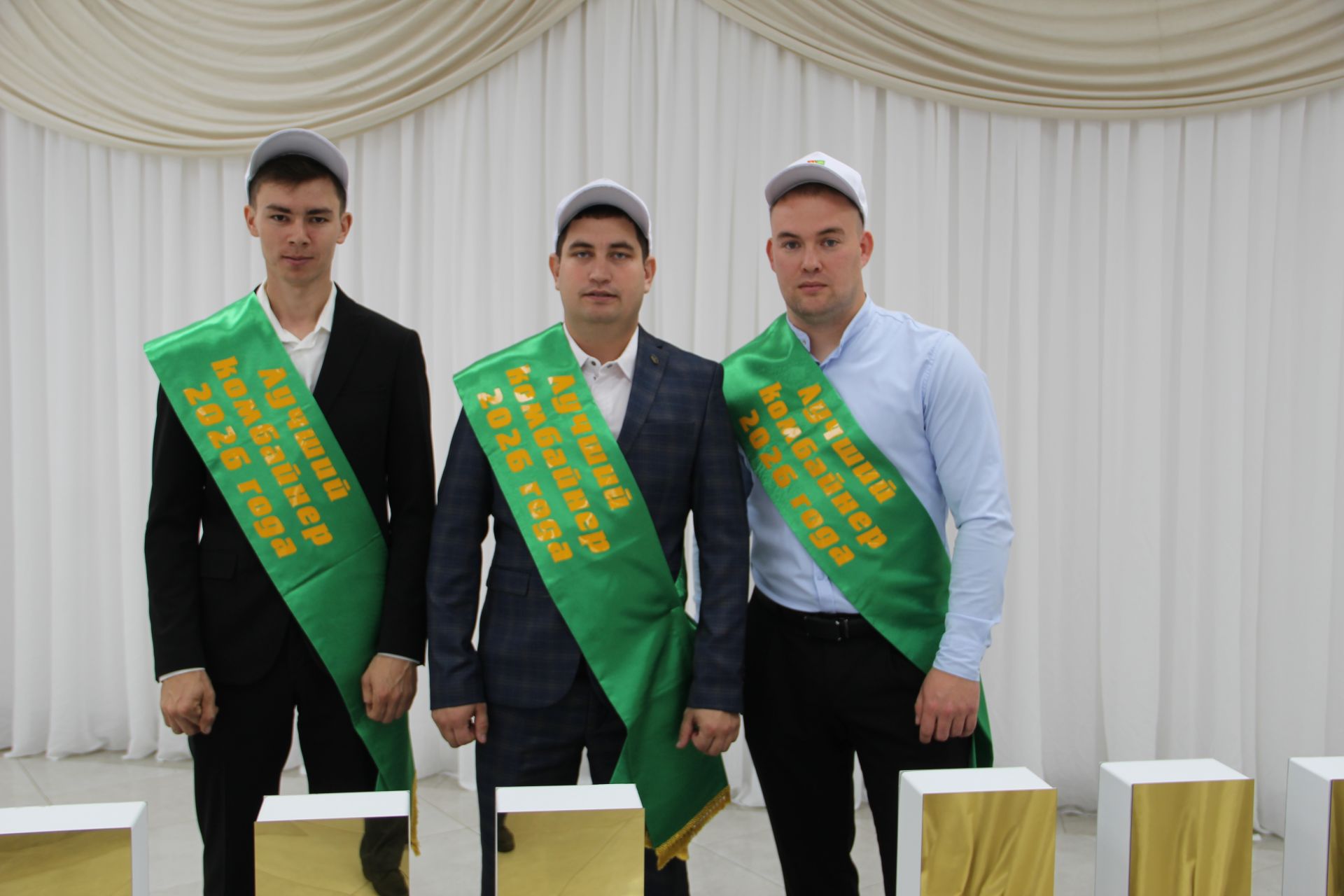 Зәй  игенчеләрен «Уңыш бәйрәме»ндә хөрмәтләделәр: фоторепортаж