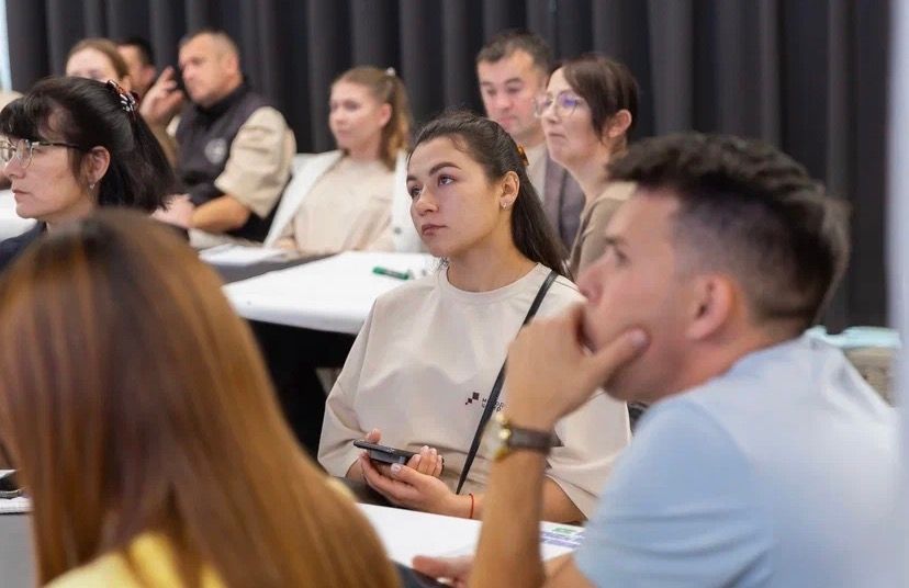 «Молодёжный центр» представили на Слёте молодёжных центров РТ
