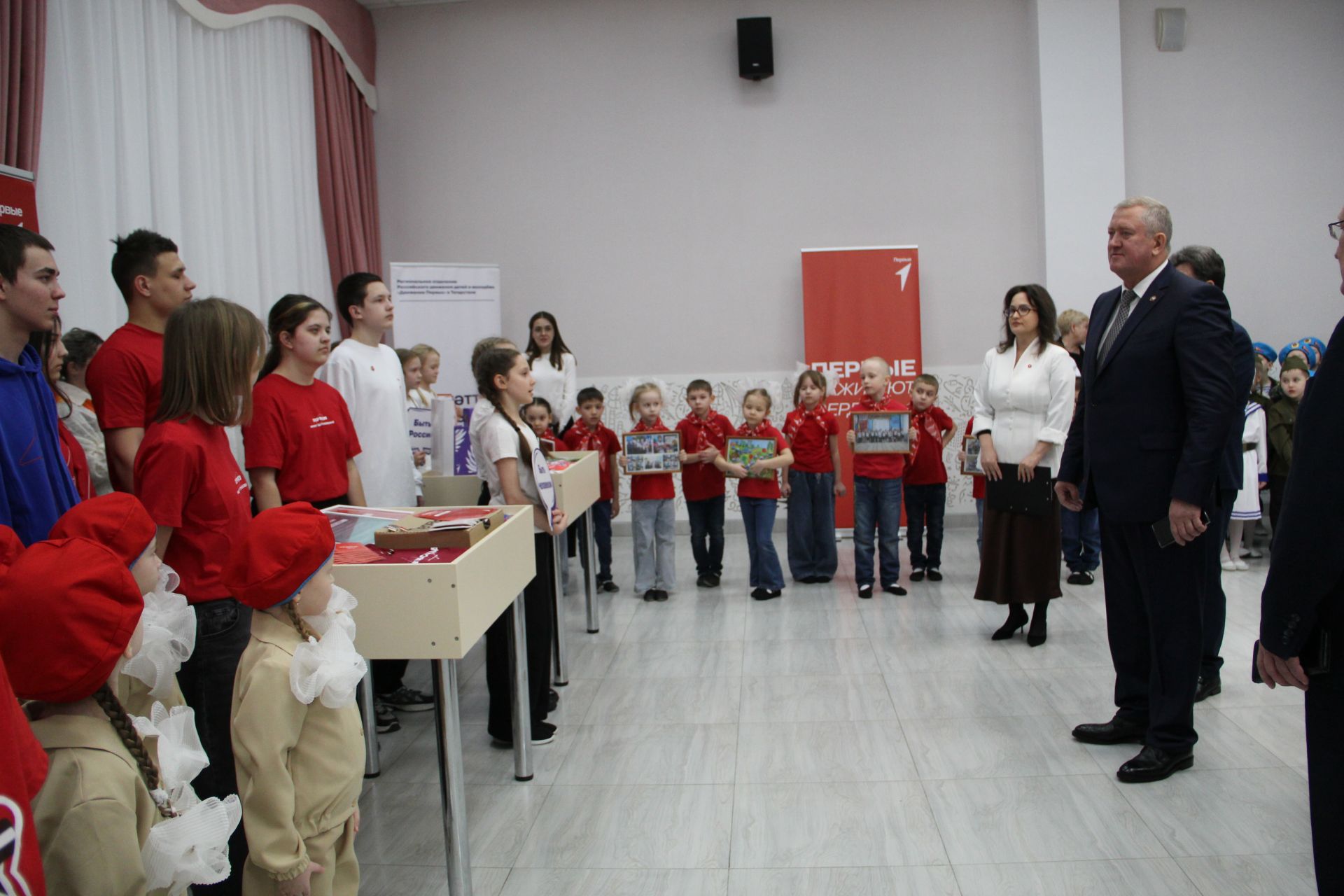 В Заинске торжественно открыли Год патриотизма и единства