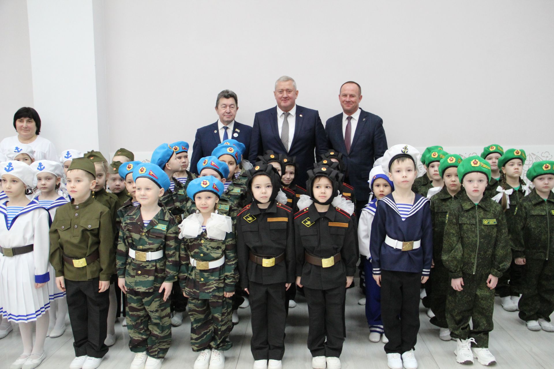 В Заинске торжественно открыли Год патриотизма и единства