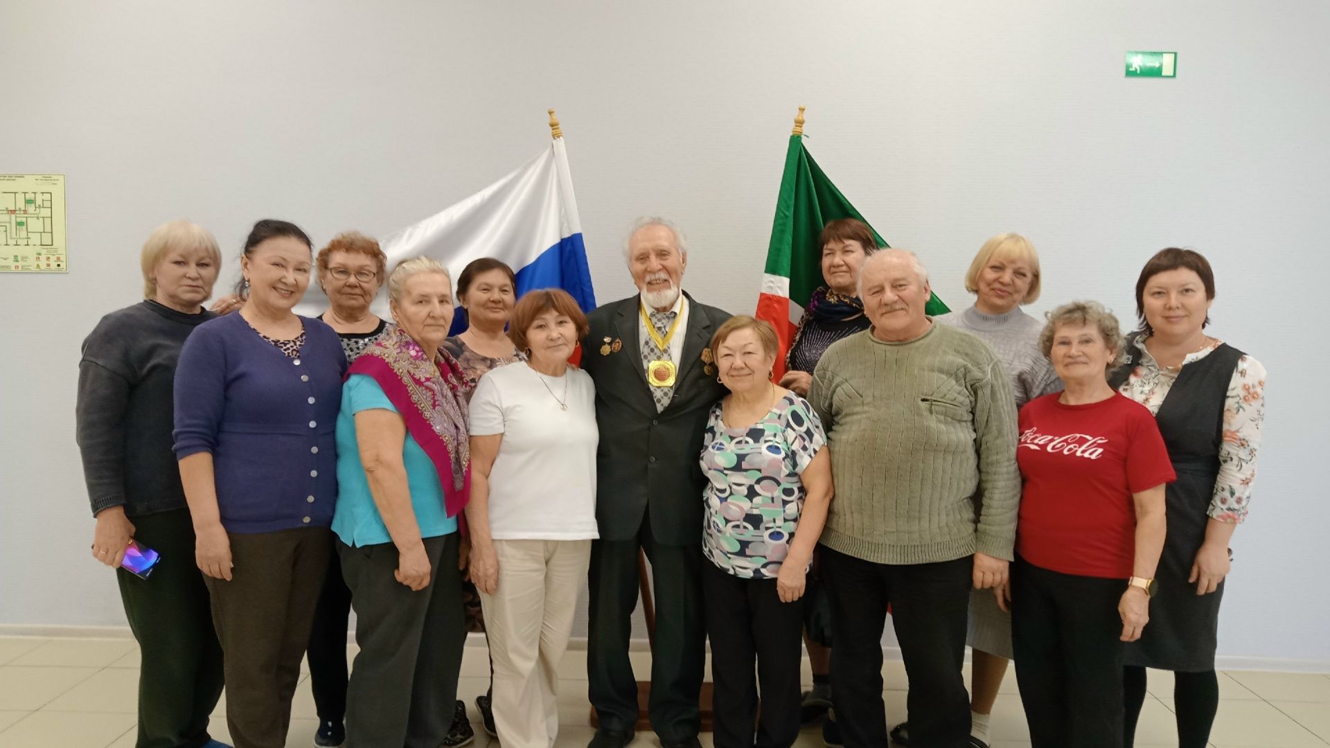Иске Зәйдән 85 яшьлек Виктор Китов 85 яшендә волонтерлар өчен сәламәтлек төркеме алып бара