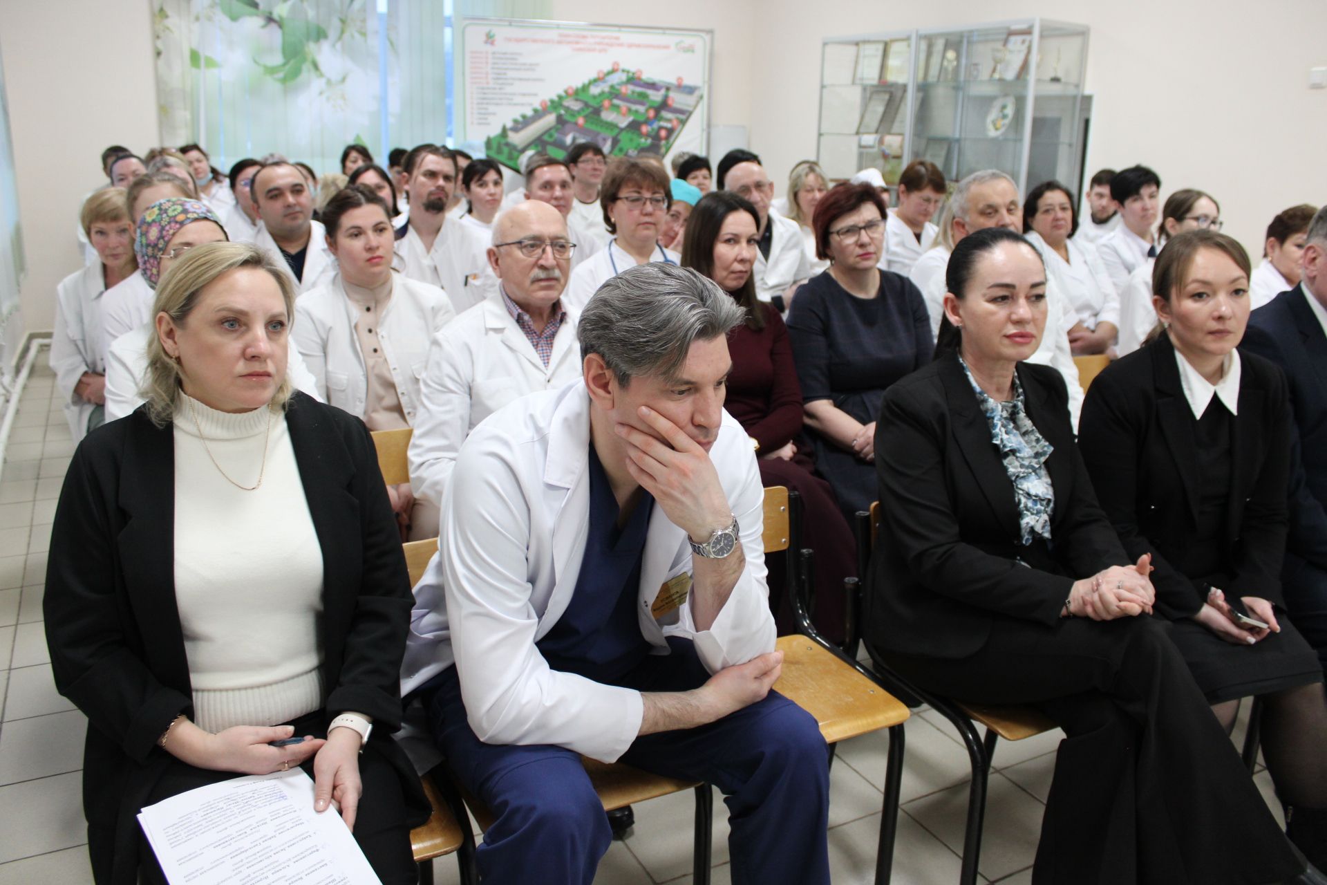 Зәйнең сәламәтлек саклау тармагында хезмәт куючылар 2025 елга нәтиҗә ясады