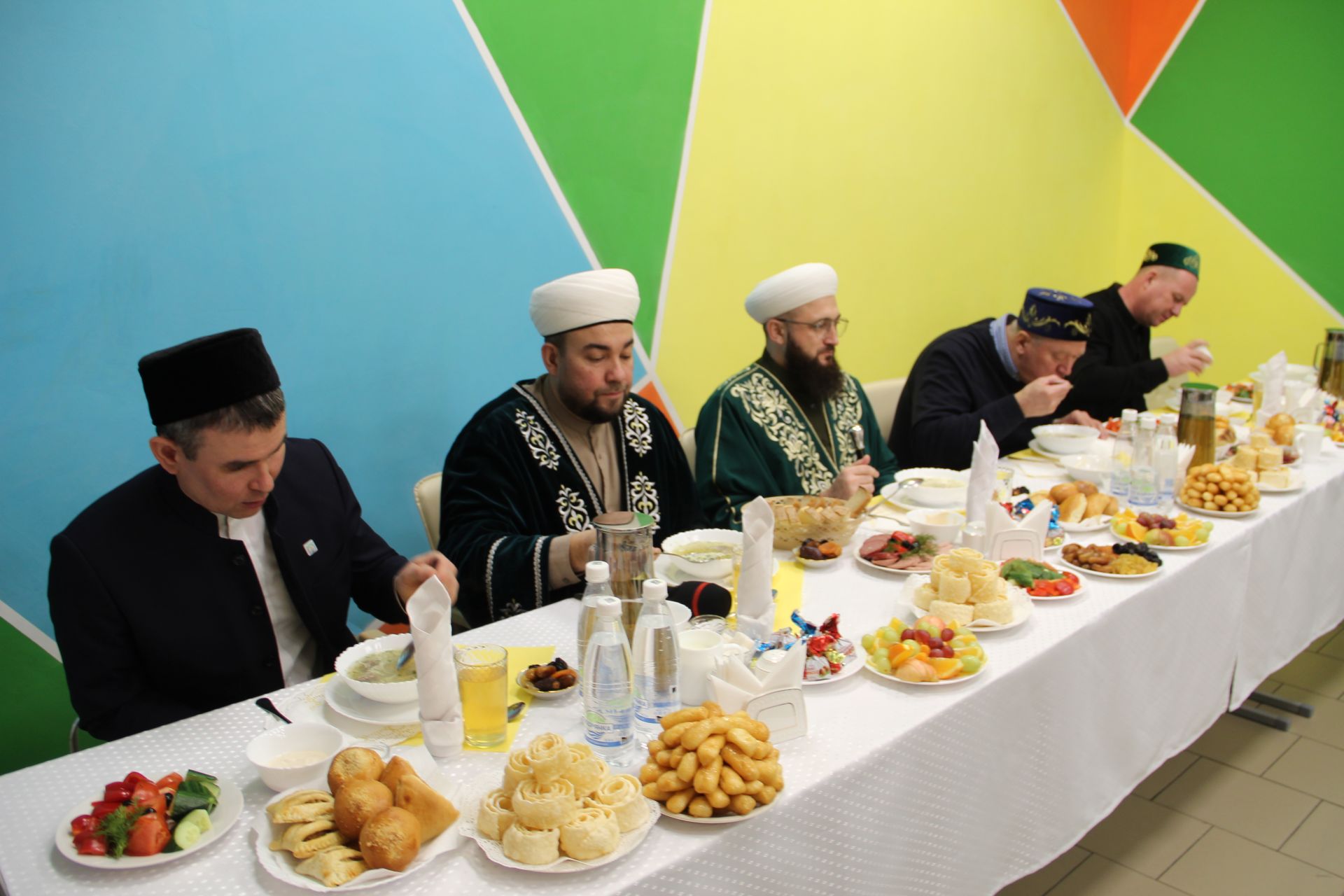 Район ифтарының күркәм мизгелләре (фоторепортаж)