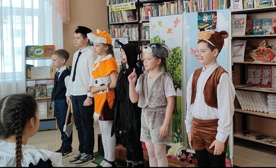 Урман хайваннары Былтырга ярдәм иткәннәр: Зәй балалары Тукай әкиятен сәхнәләштерде
