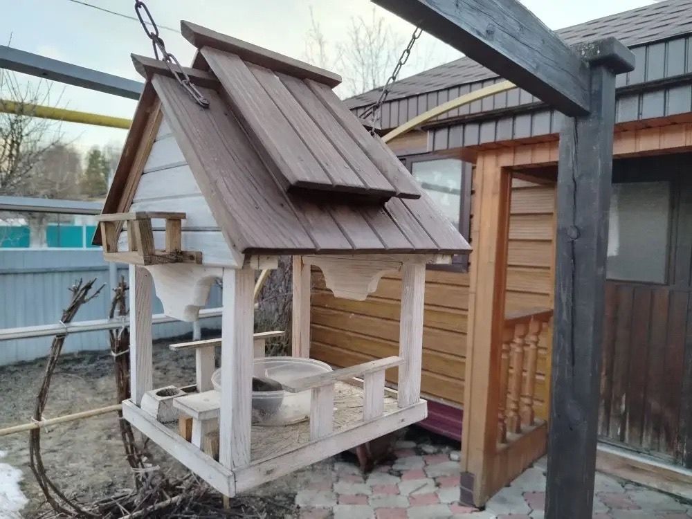 Югары Пәнәче балалары агач эше остасы янында булды