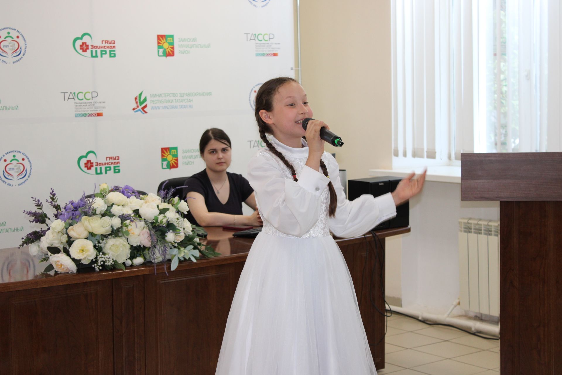В Заинской ЦРБ отметили Международный день медицинской сестры