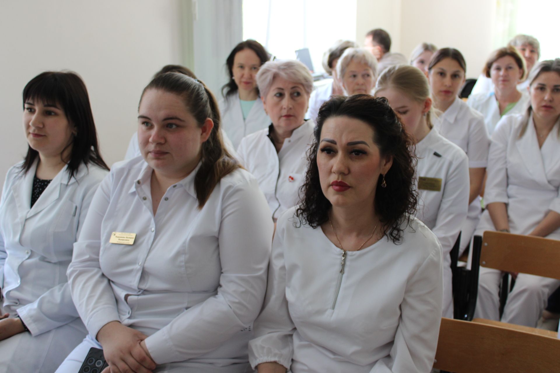 В Заинской ЦРБ отметили Международный день медицинской сестры