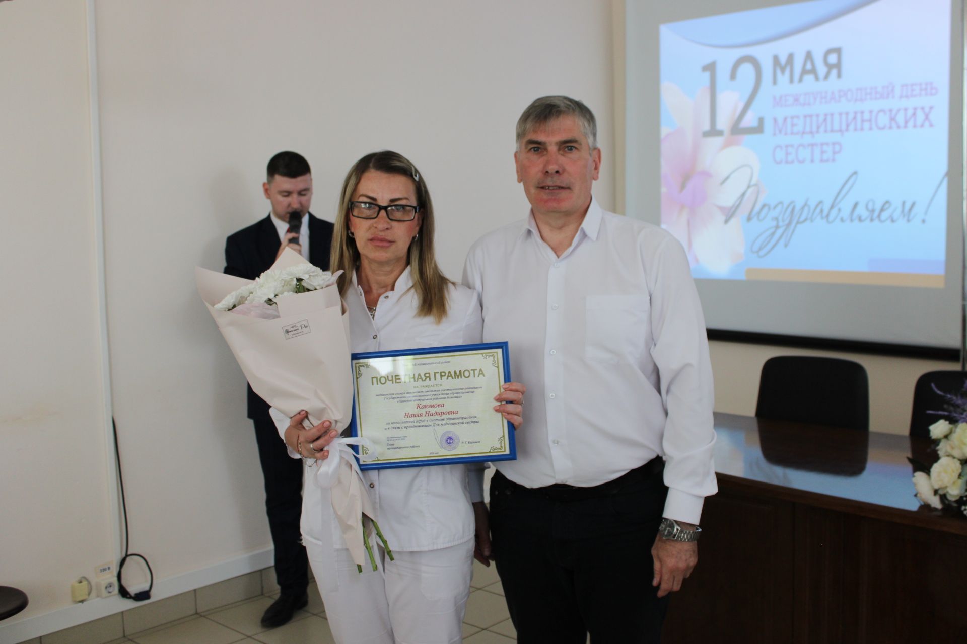 В Заинской ЦРБ отметили Международный день медицинской сестры