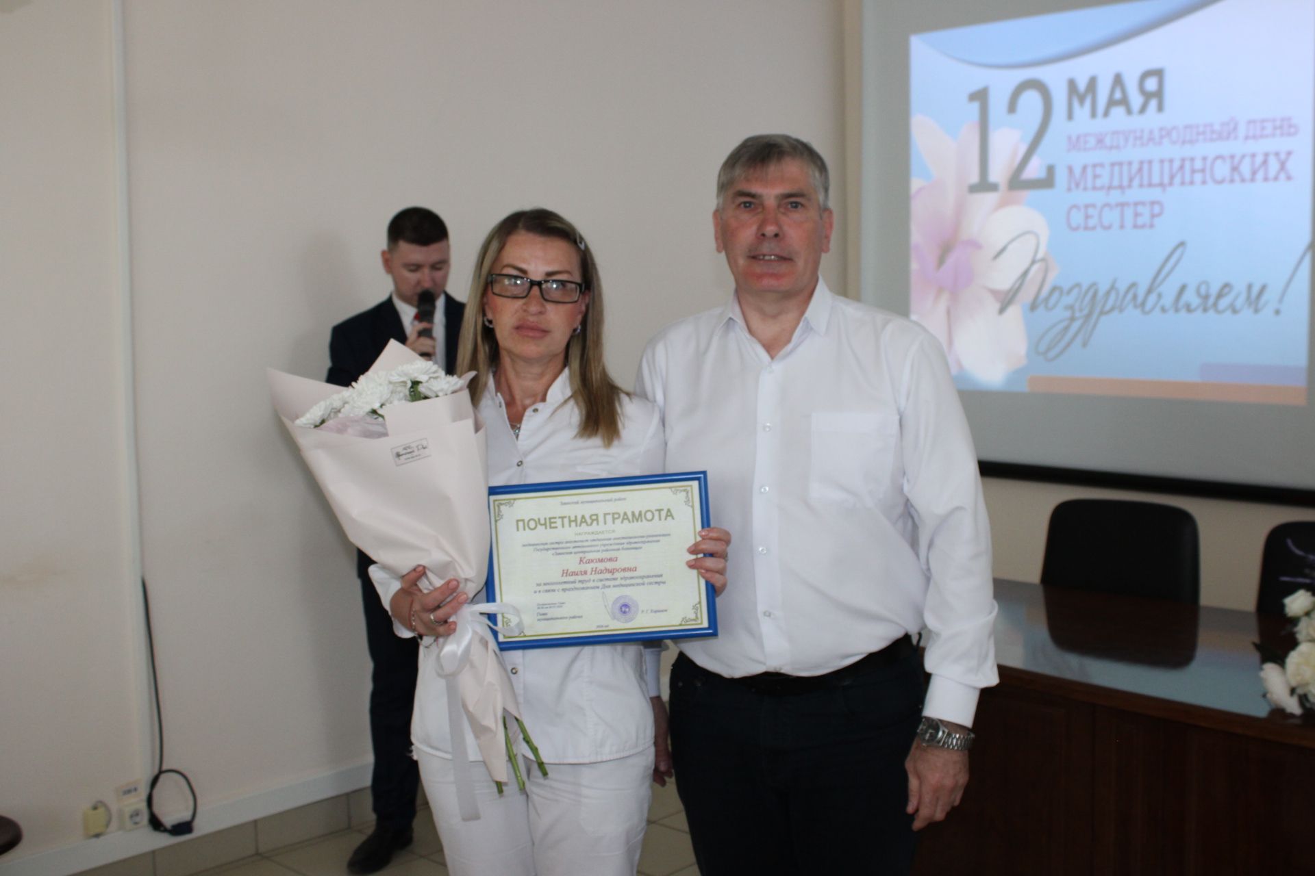 В Заинской ЦРБ отметили Международный день медицинской сестры