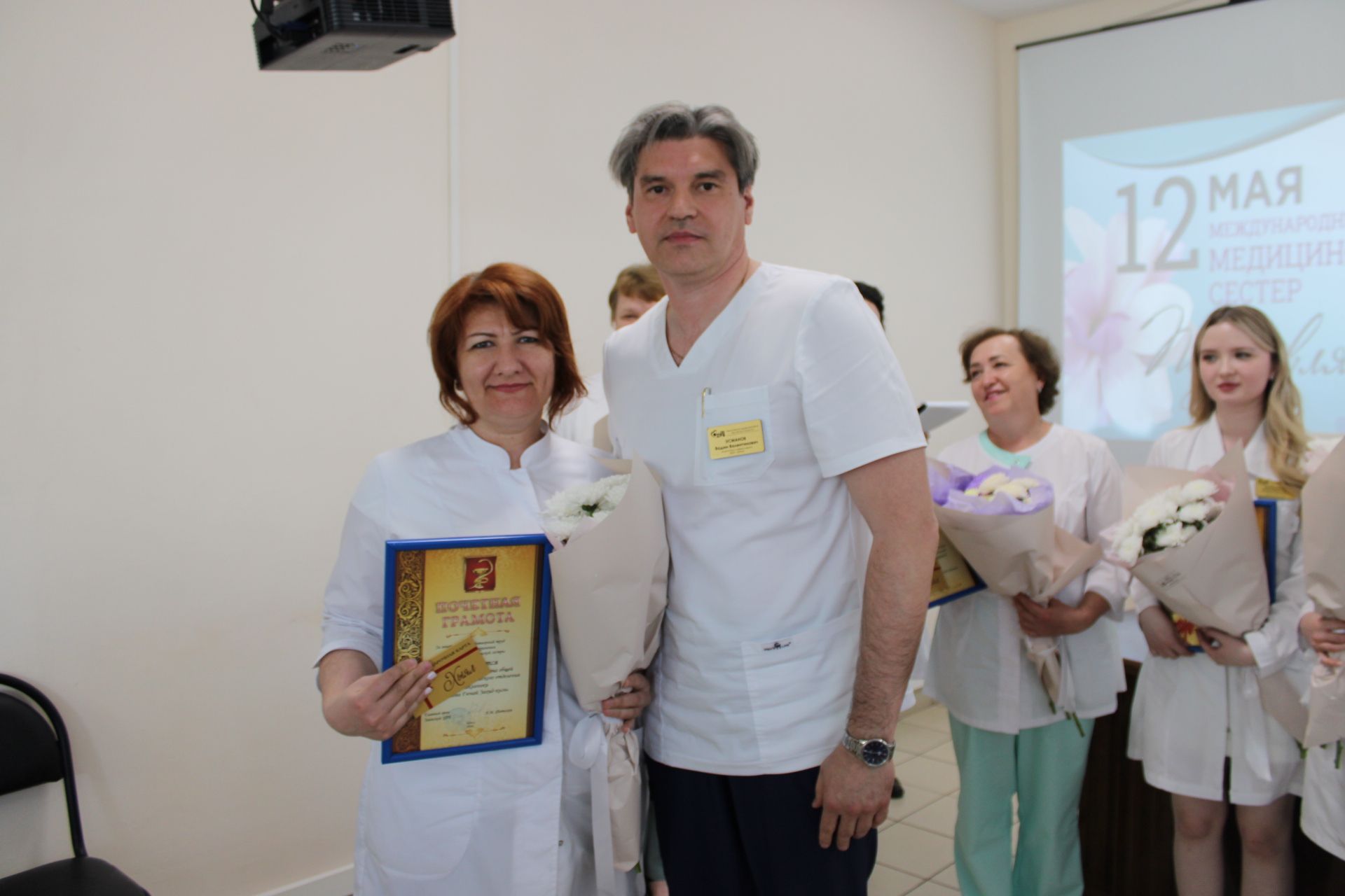 В Заинской ЦРБ отметили Международный день медицинской сестры