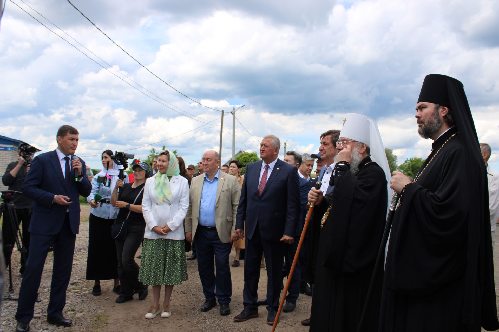 Югары Багражда реставрациядән соң  Изге Троица чиркәве ачылды