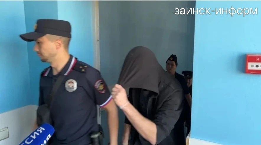 «Я люблю этого человека». В Заинске суд арестовал мужчину, которого обвиняют в избиении сожительницы